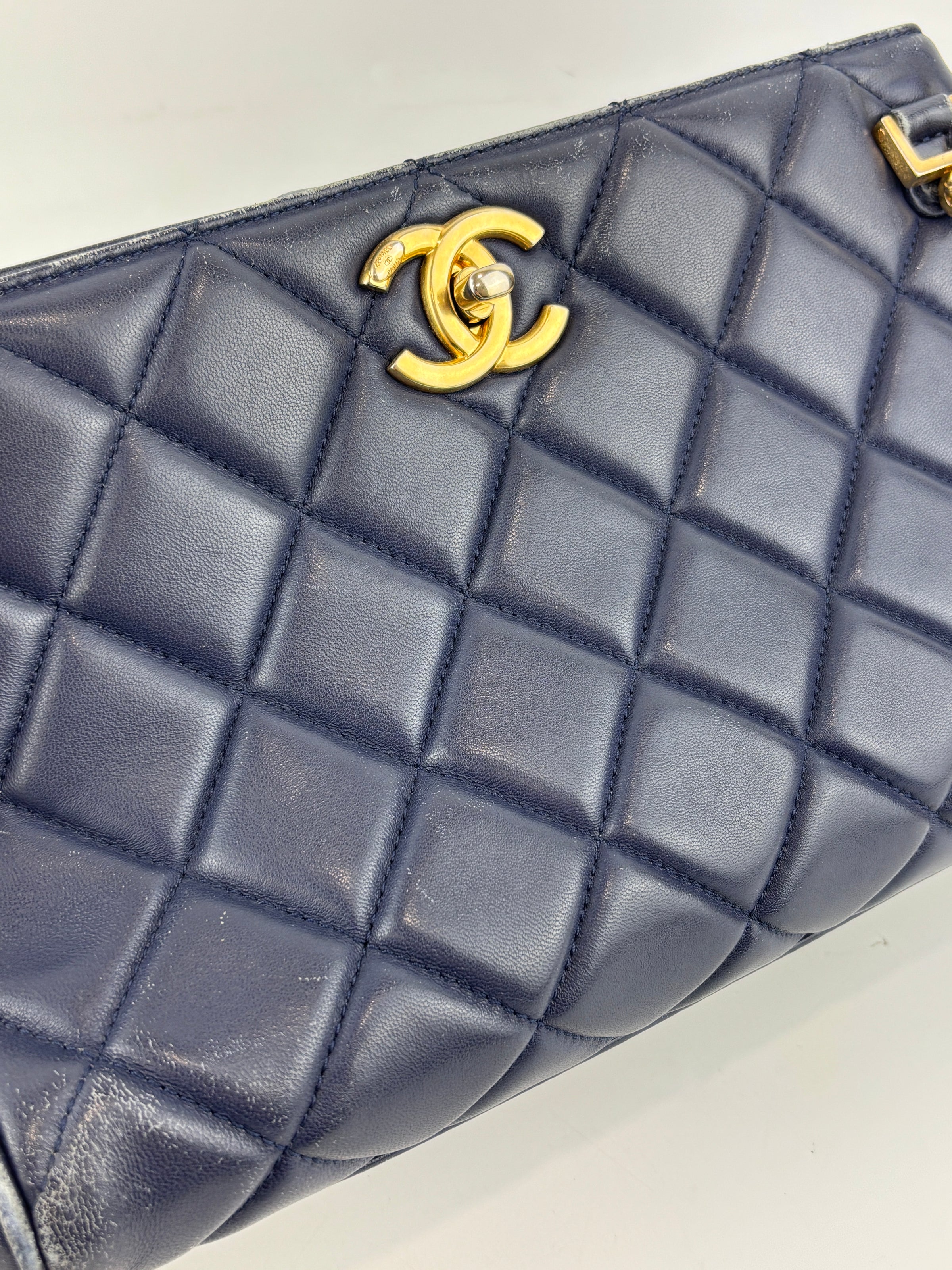 A67620 Navy Matelasse Calfskin Seasonal Open Tote GHW
