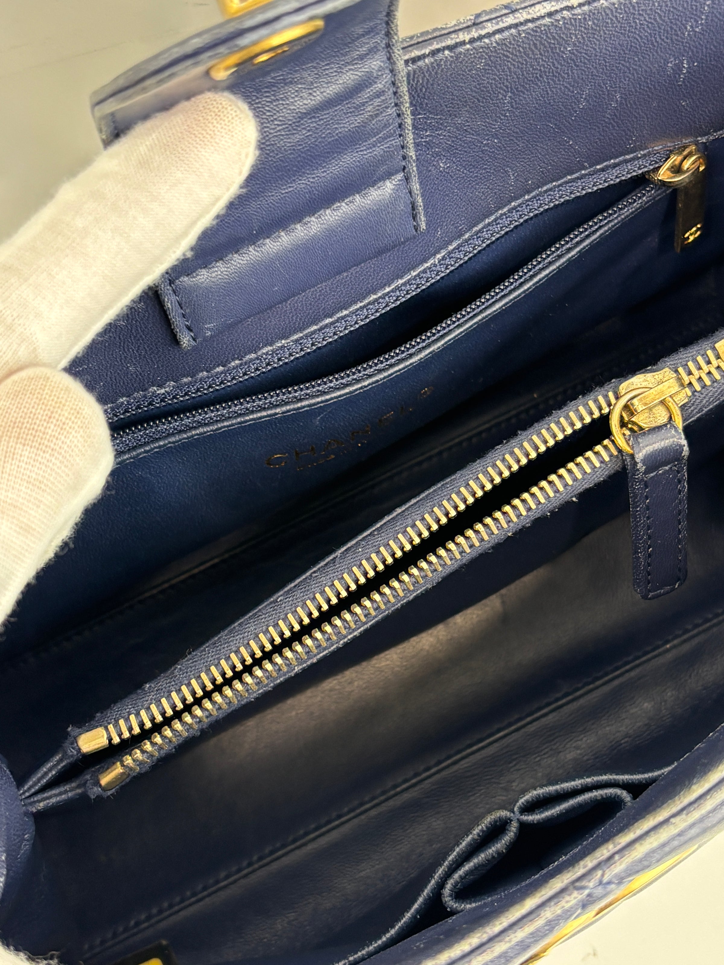 A67620 Navy Matelasse Calfskin Seasonal Open Tote GHW