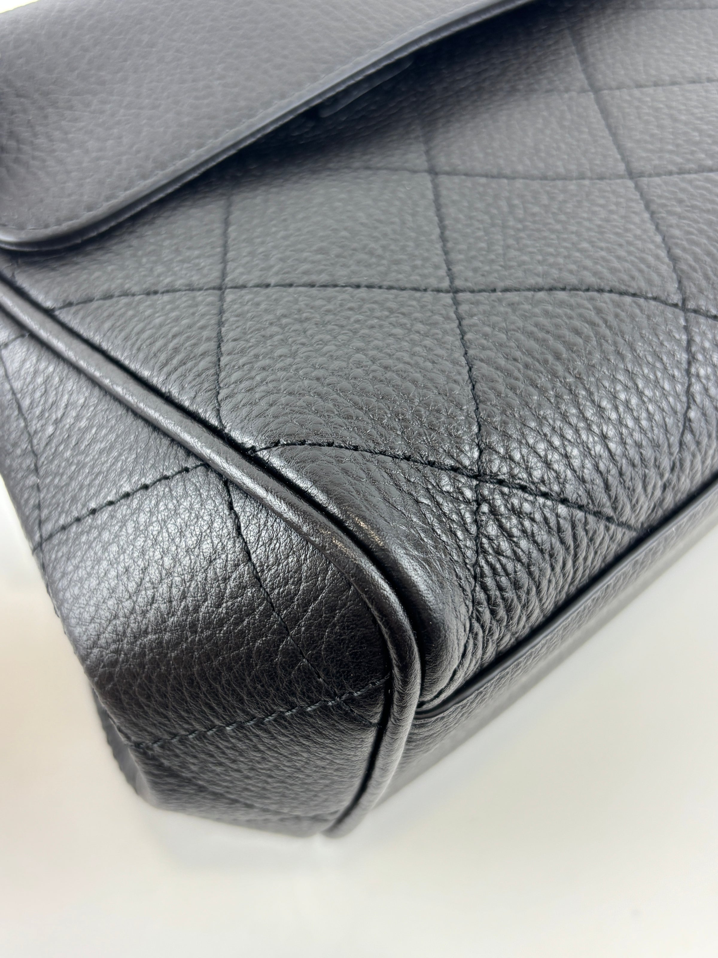 Small Tote Grained Calfskin & Gold-Tone Metal Black