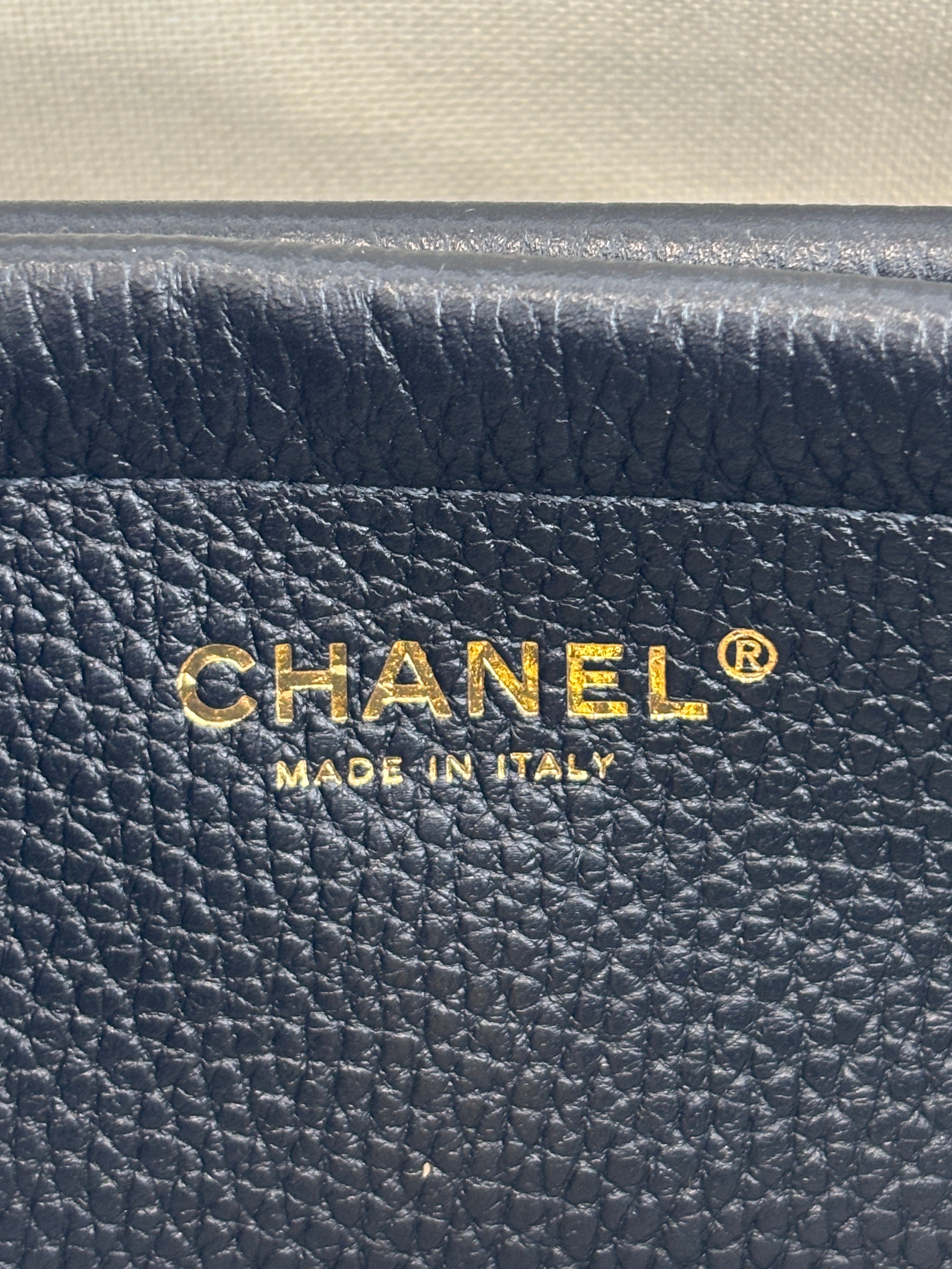 Small Tote Grained Calfskin & Gold-Tone Metal Black