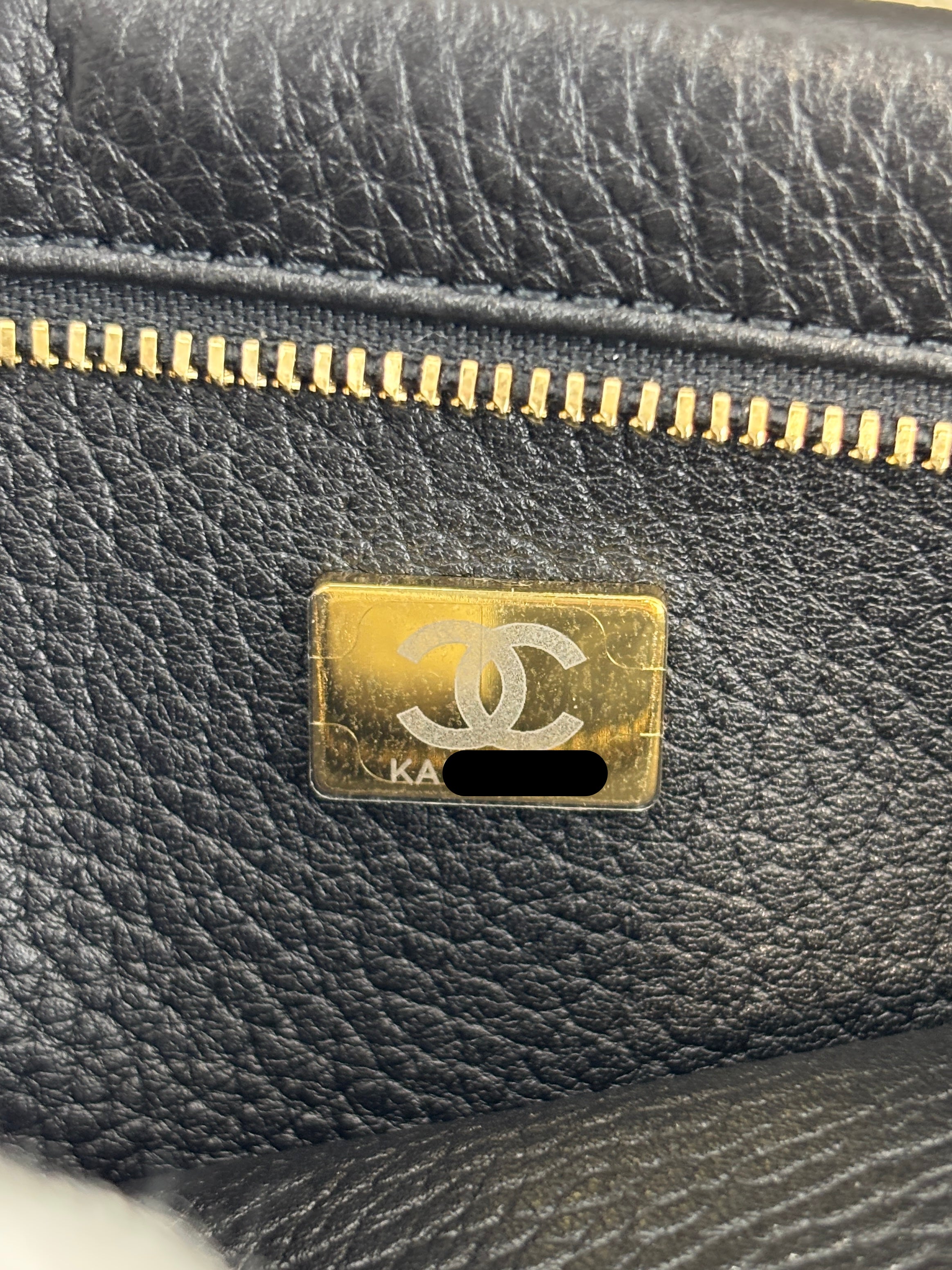 Small Tote Grained Calfskin & Gold-Tone Metal Black