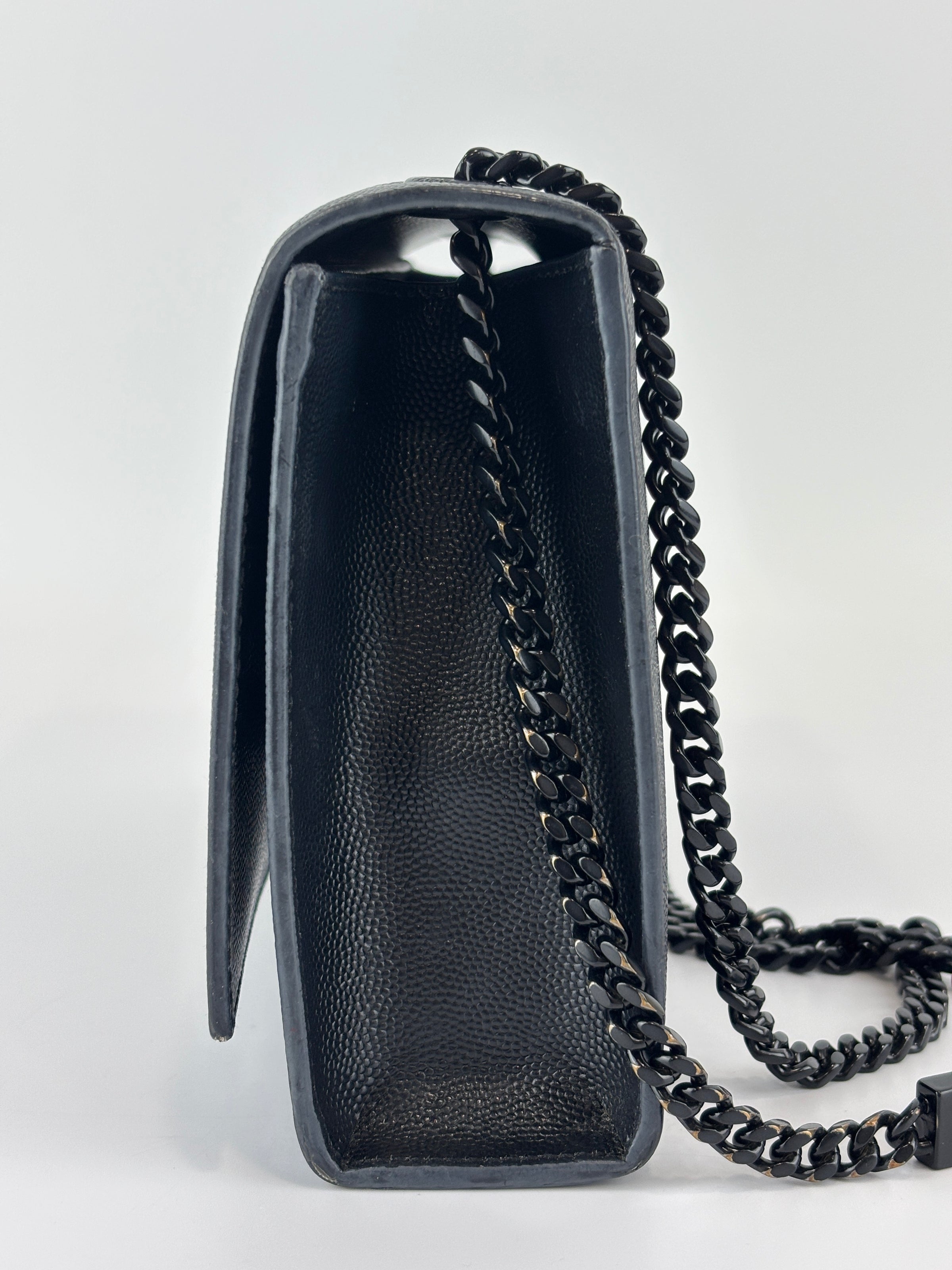 Kate Medium "So Black" Grain de Poudre Embossed Black