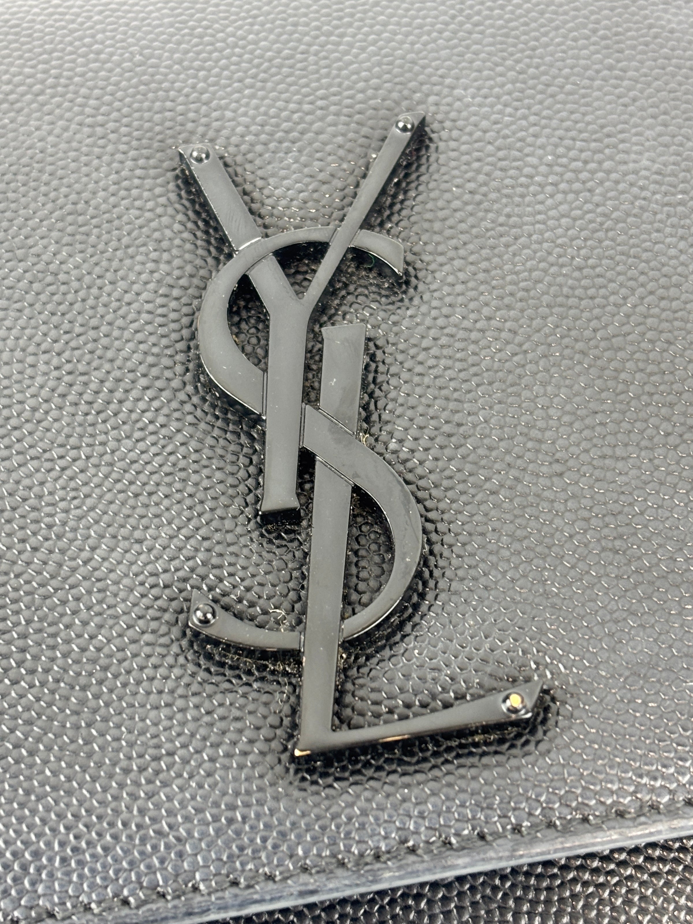 Kate Medium "So Black" Grain de Poudre Embossed Black