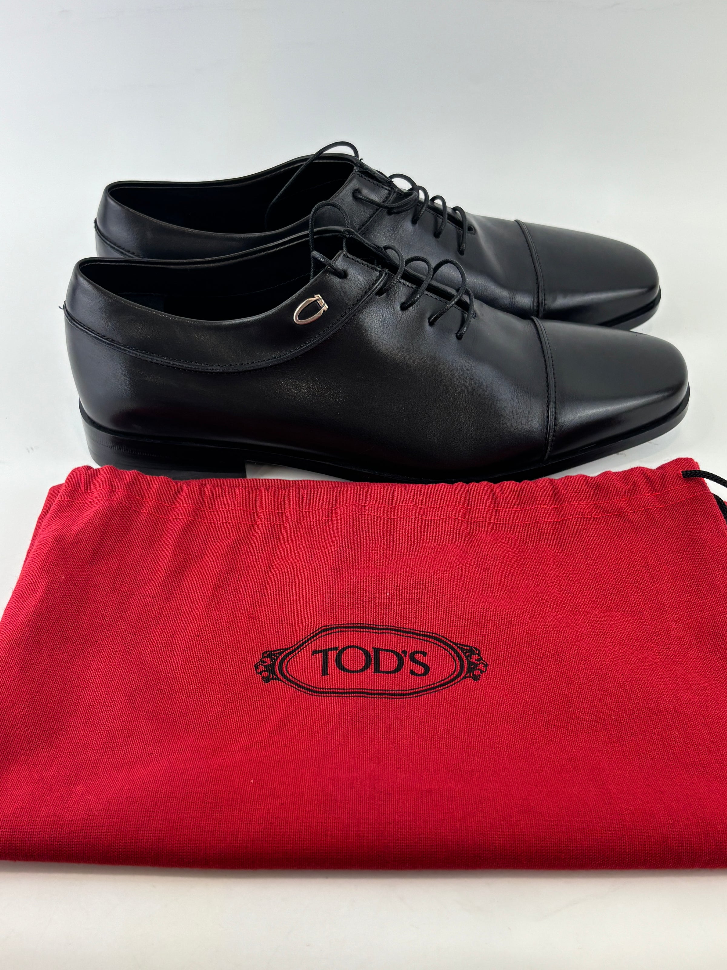 Studio Cap-Toe Oxford Shoes in Black Size 6 EEE