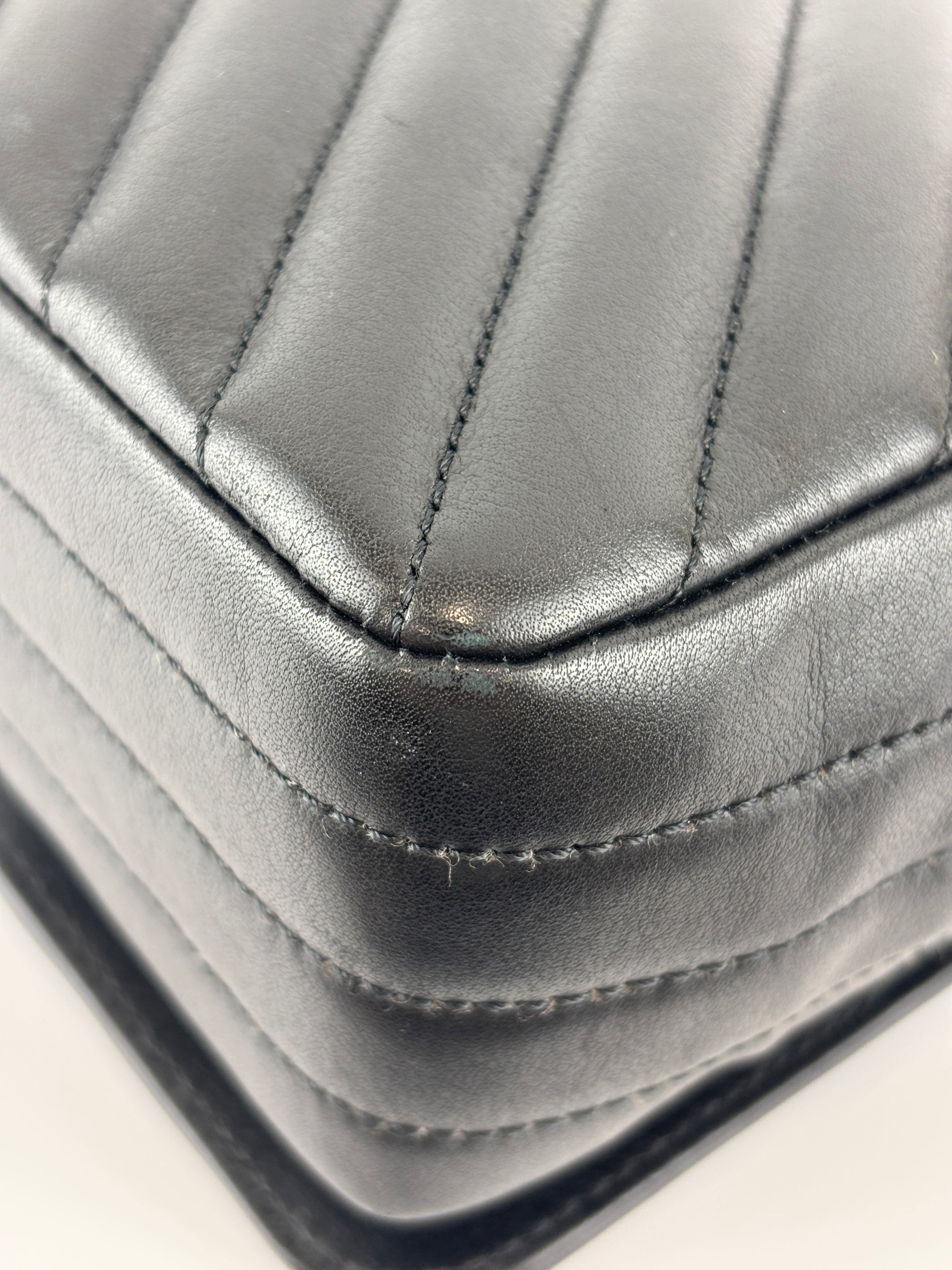 A91586 Chevron Quilted Small Statement Flap Black Calfskin