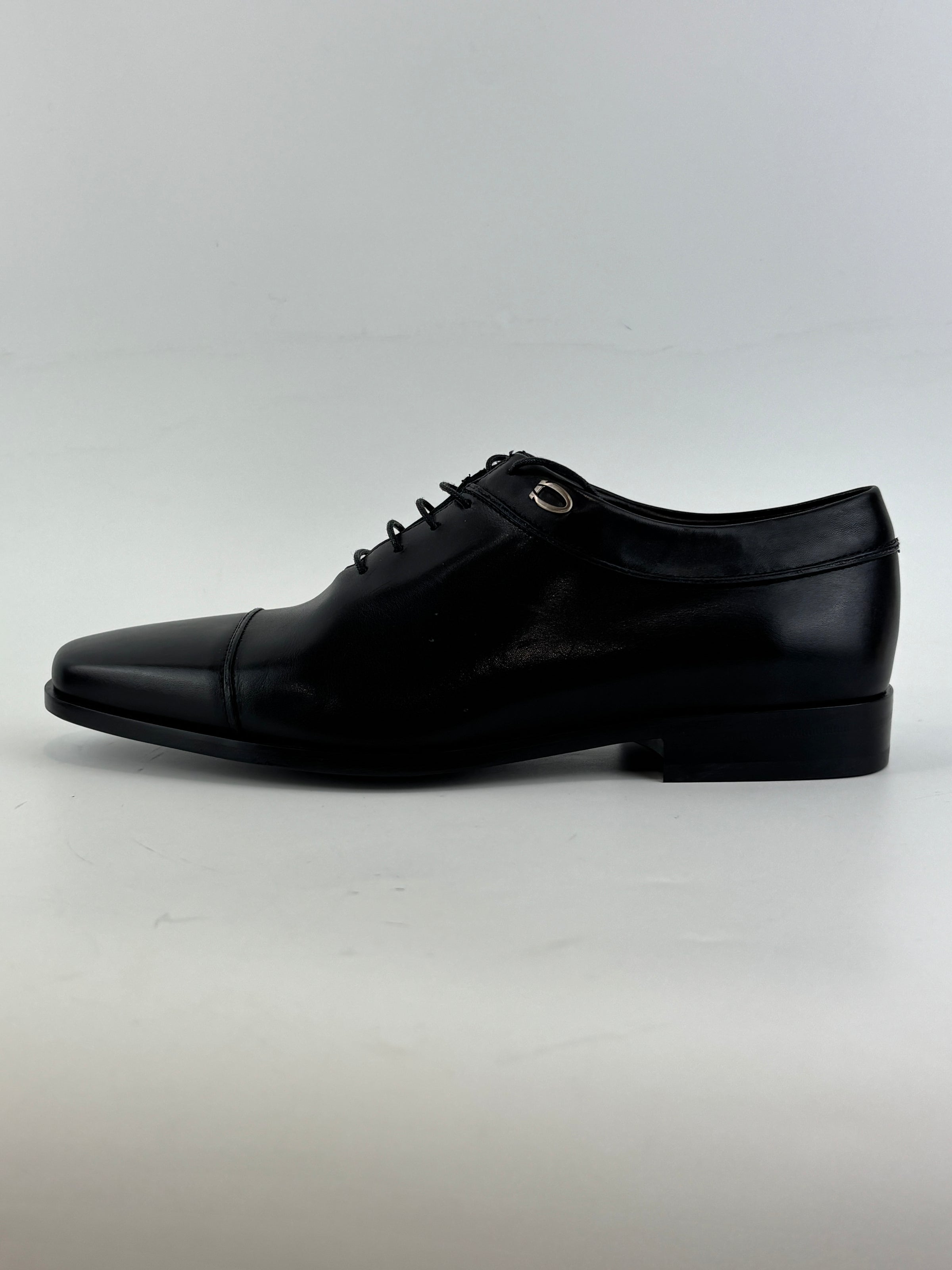 Studio Cap-Toe Oxford Shoes in Black Size 6 EEE