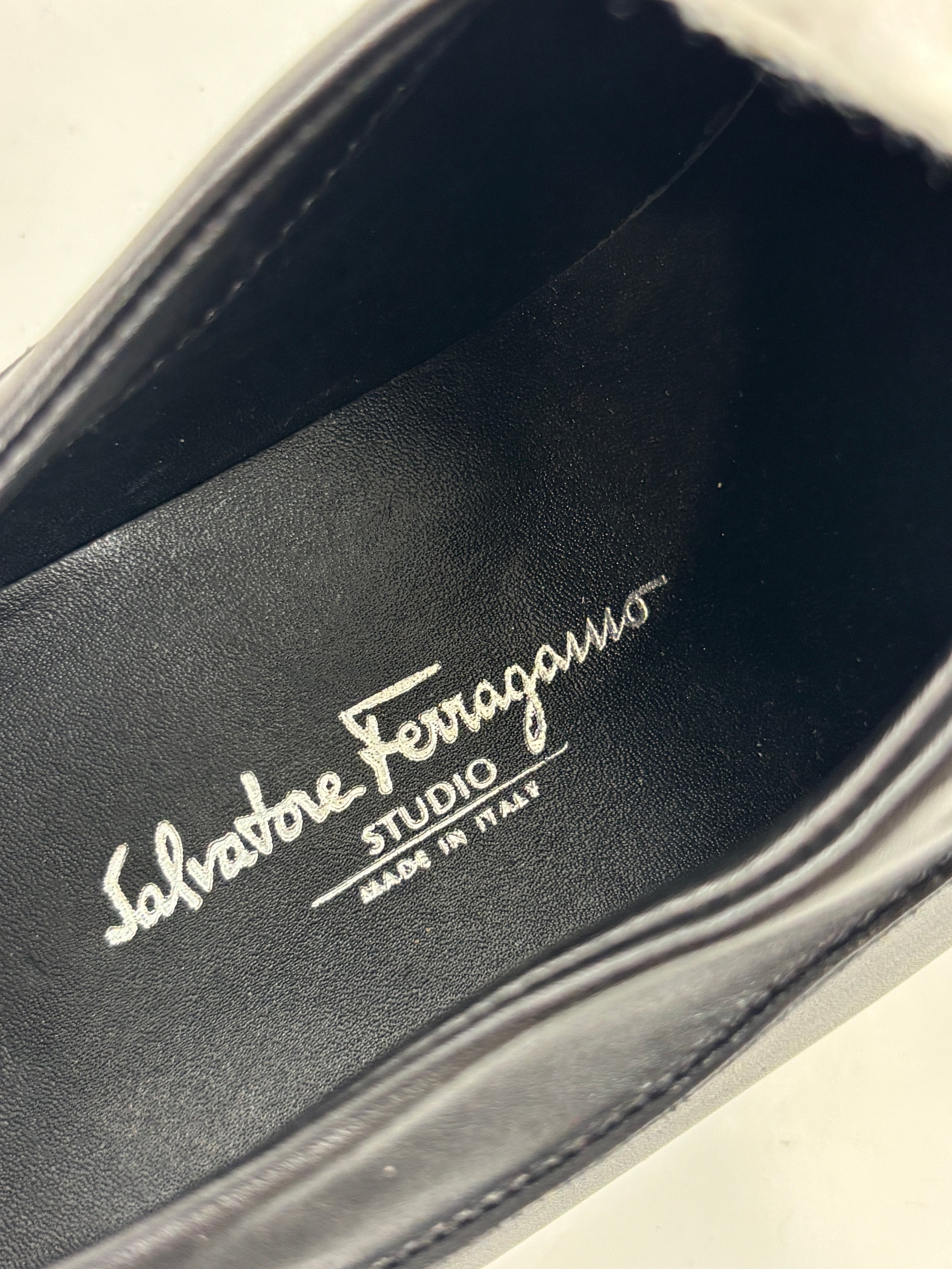 Studio Cap-Toe Oxford Shoes in Black Size 6 EEE