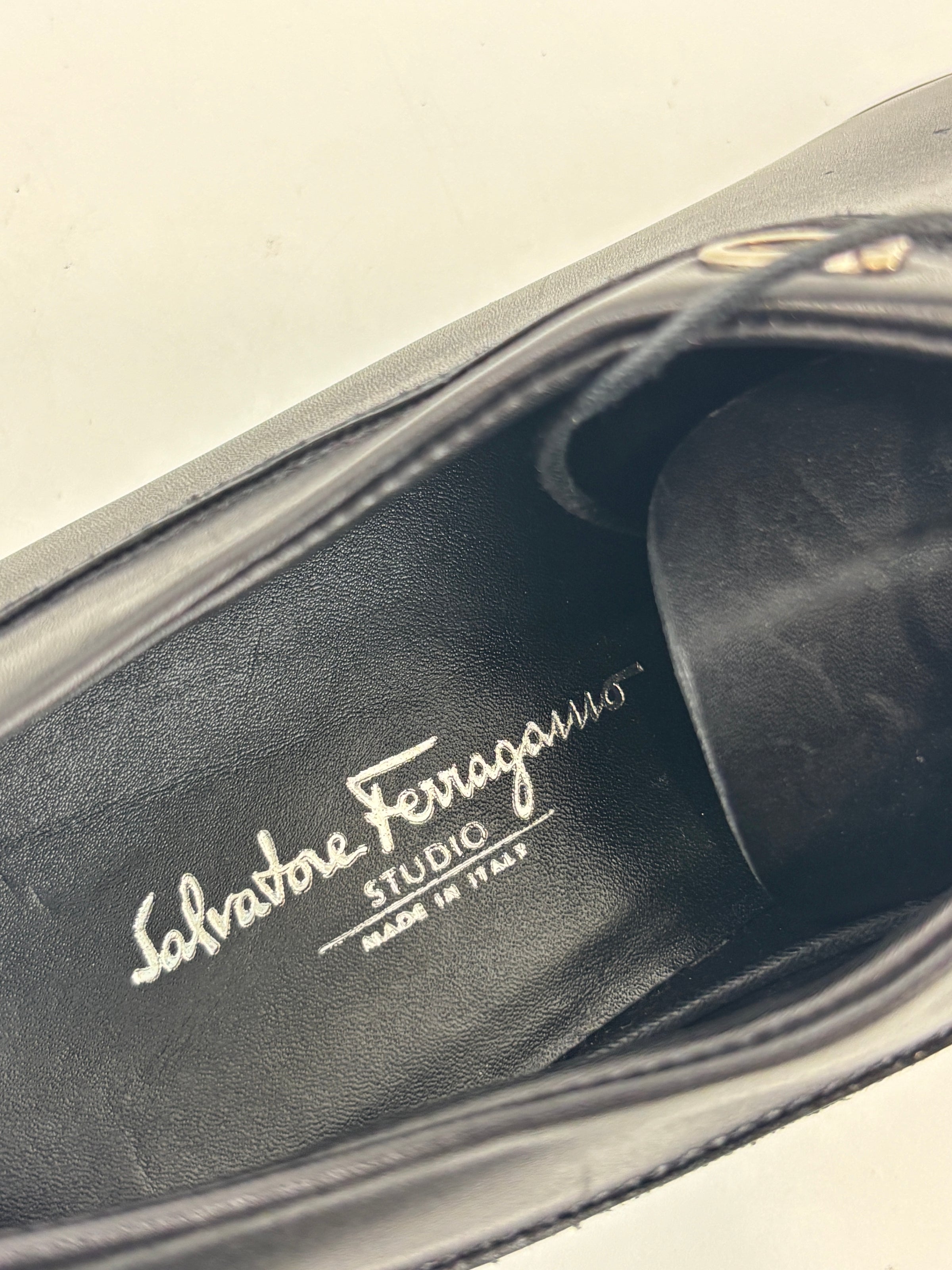 Studio Cap-Toe Oxford Shoes in Black Size 6 EEE
