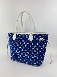 M46220 Neverfull MM Bleu Jacquard Velvet Limited-Edition LV Match Collection
