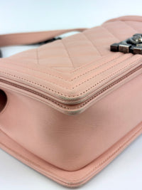 Boy Old Medium in Light Pink RHW