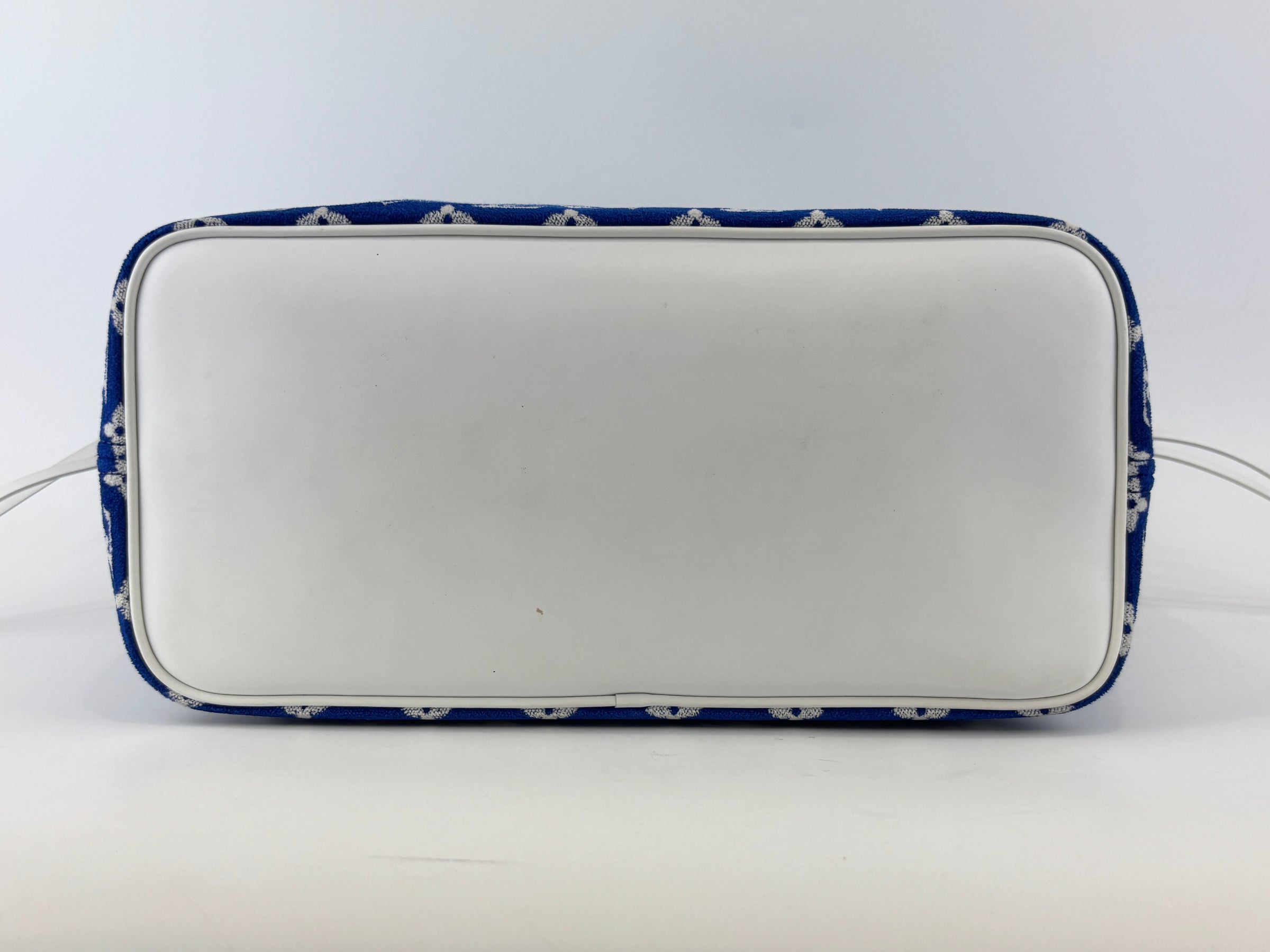 M46220 Neverfull MM Bleu Jacquard Velvet Limited-Edition LV Match Collection