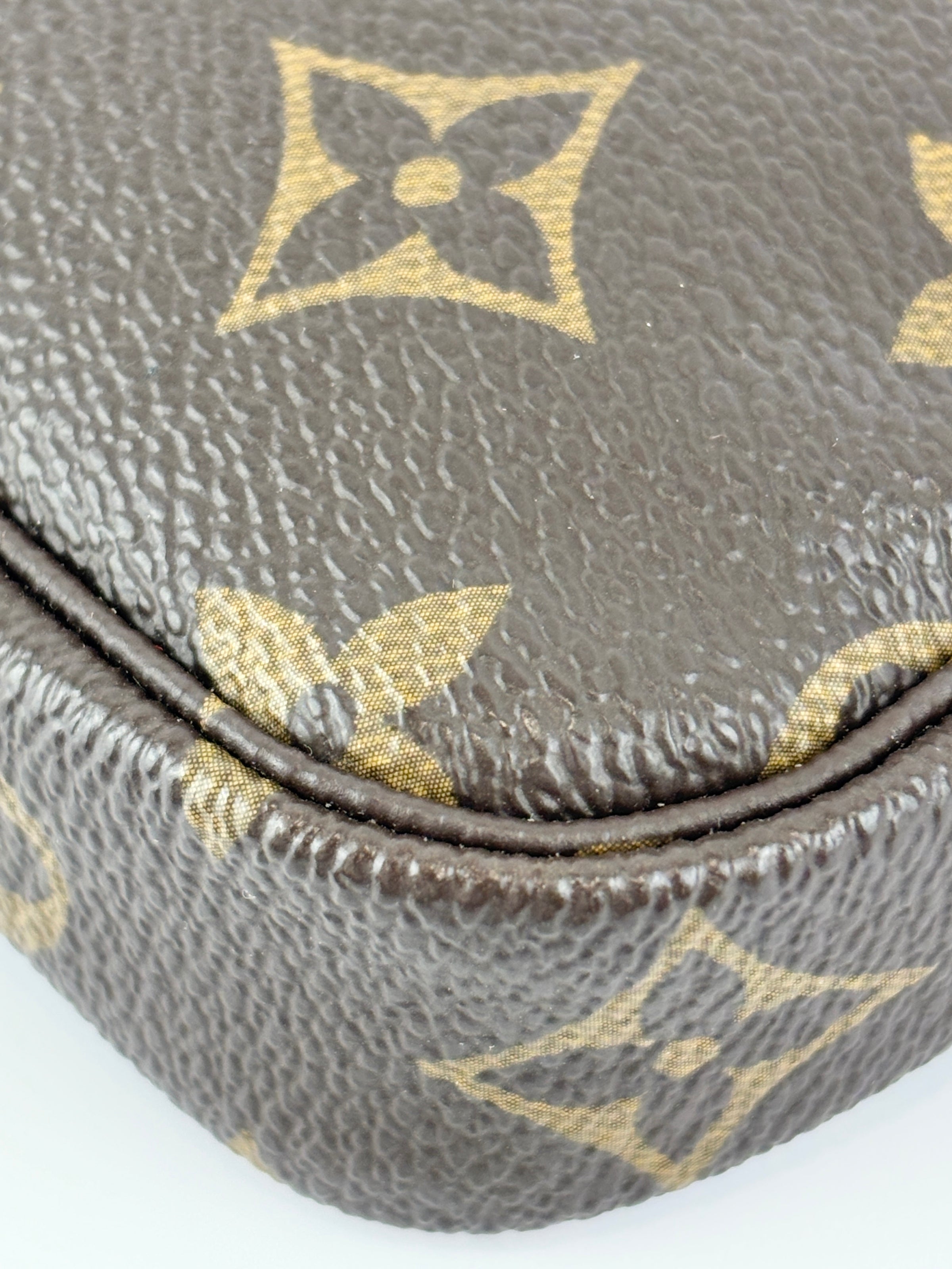 Mini Pochette Accessoires Limited Edition Christmas Bears