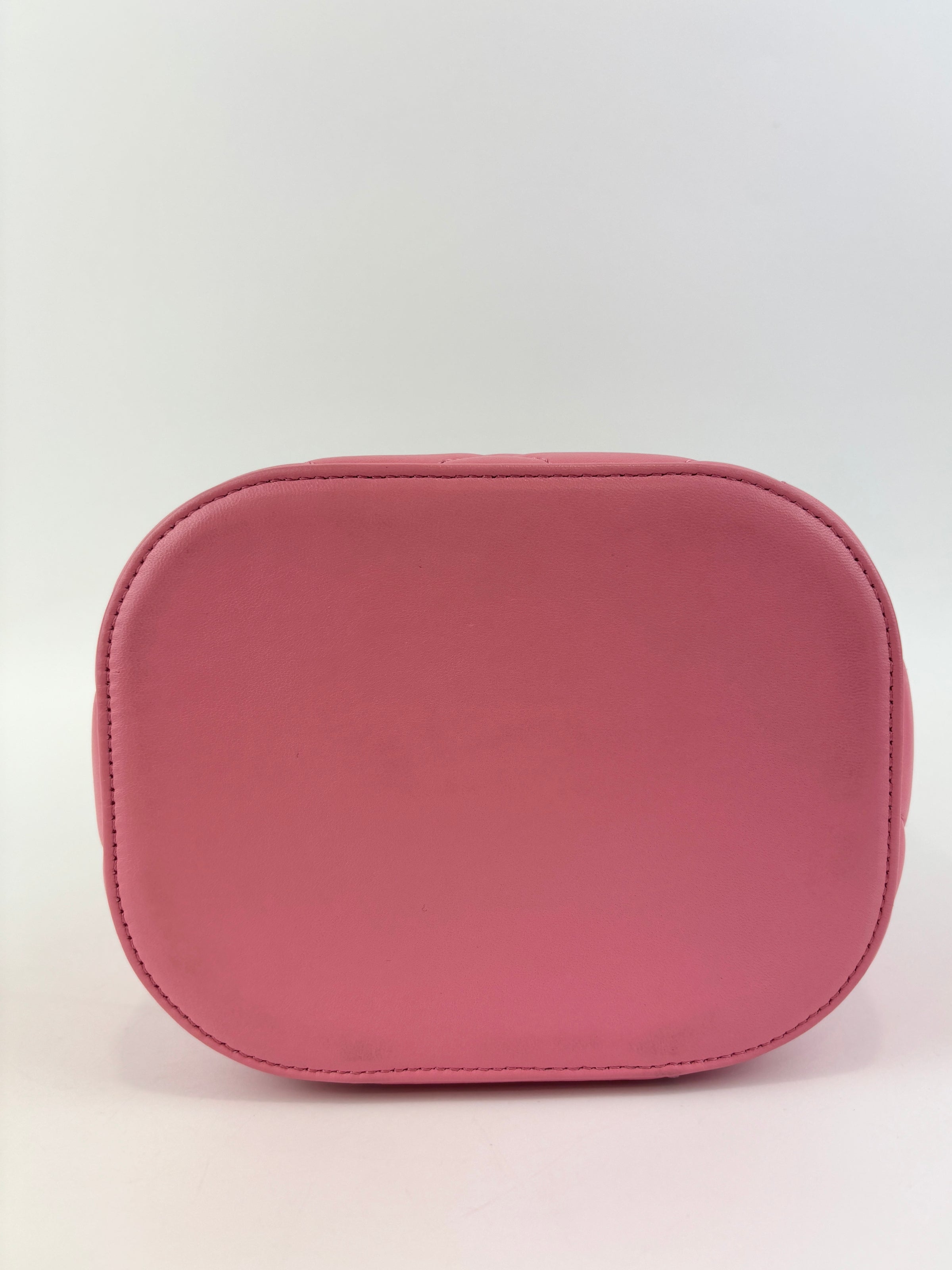 Pink Lambskin Trendy CC Top Handle Vanity Case With Chain LGHW