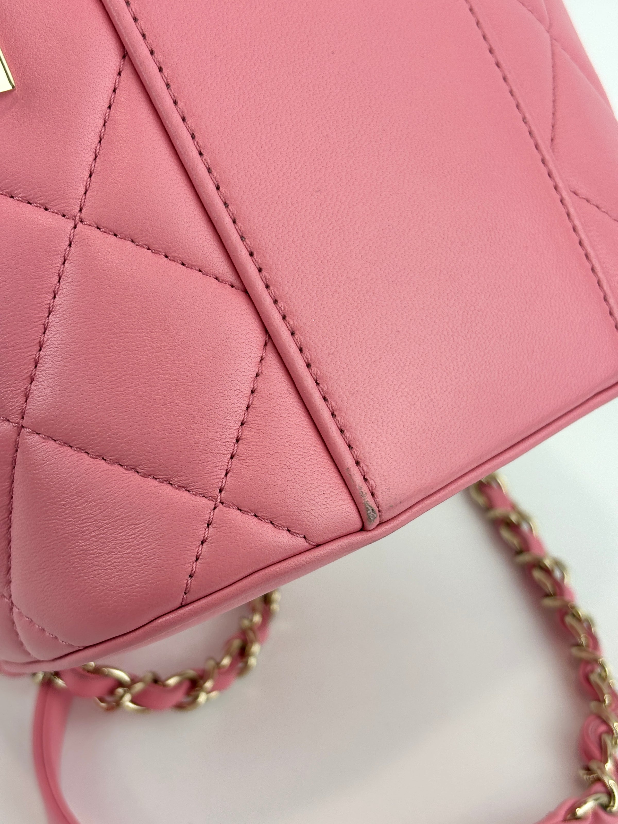 Pink Lambskin Trendy CC Top Handle Vanity Case With Chain LGHW