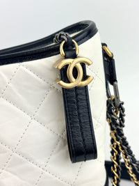 Medium Gabrielle Aged Calfskin Quilted Hobo Black / White - Glampot