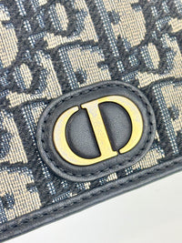 Navy Blue Oblique 30 Montaigne Freesia Card Holder
