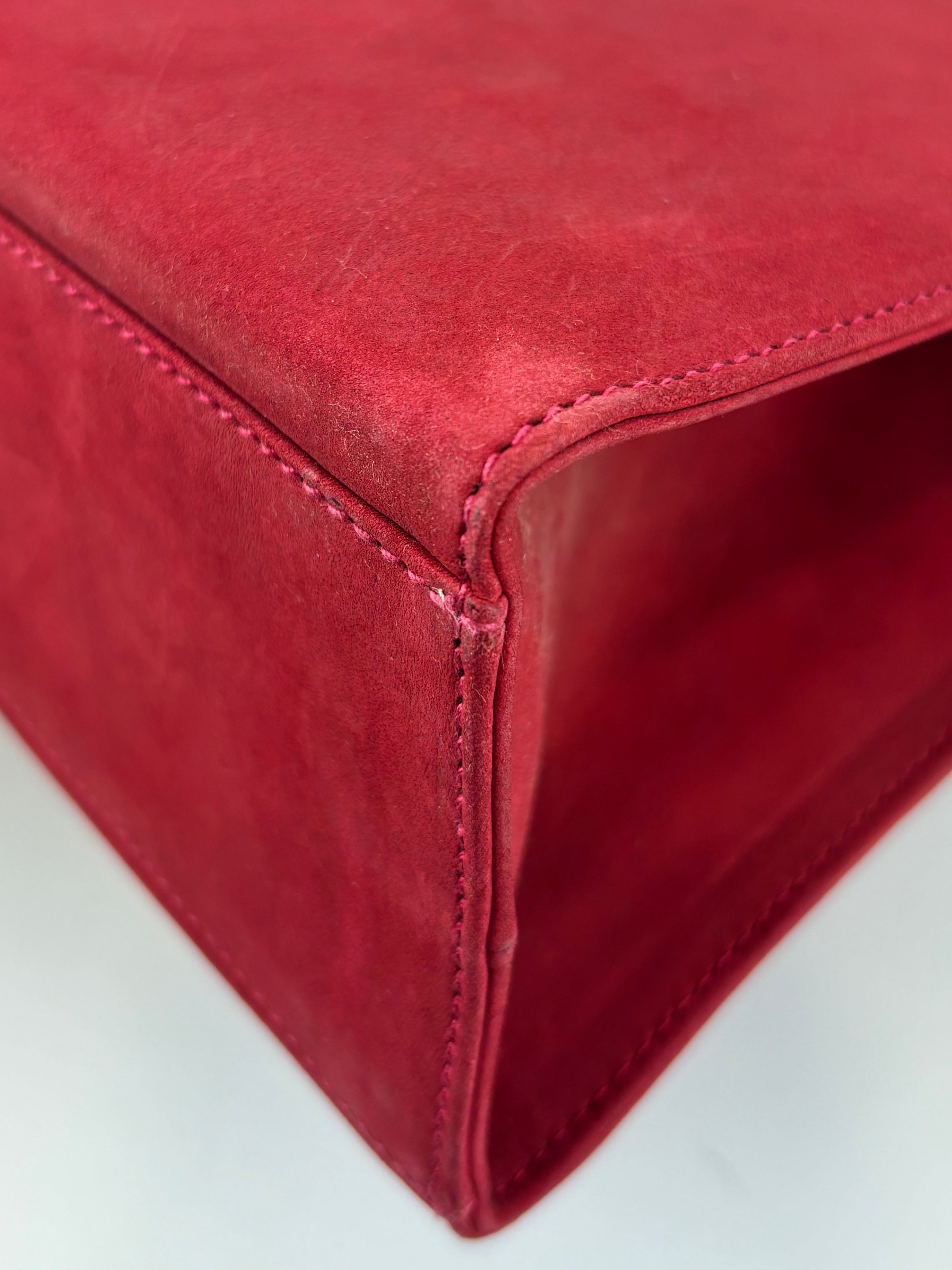 AD21 3045 Vintage Suede Clutch with Chain