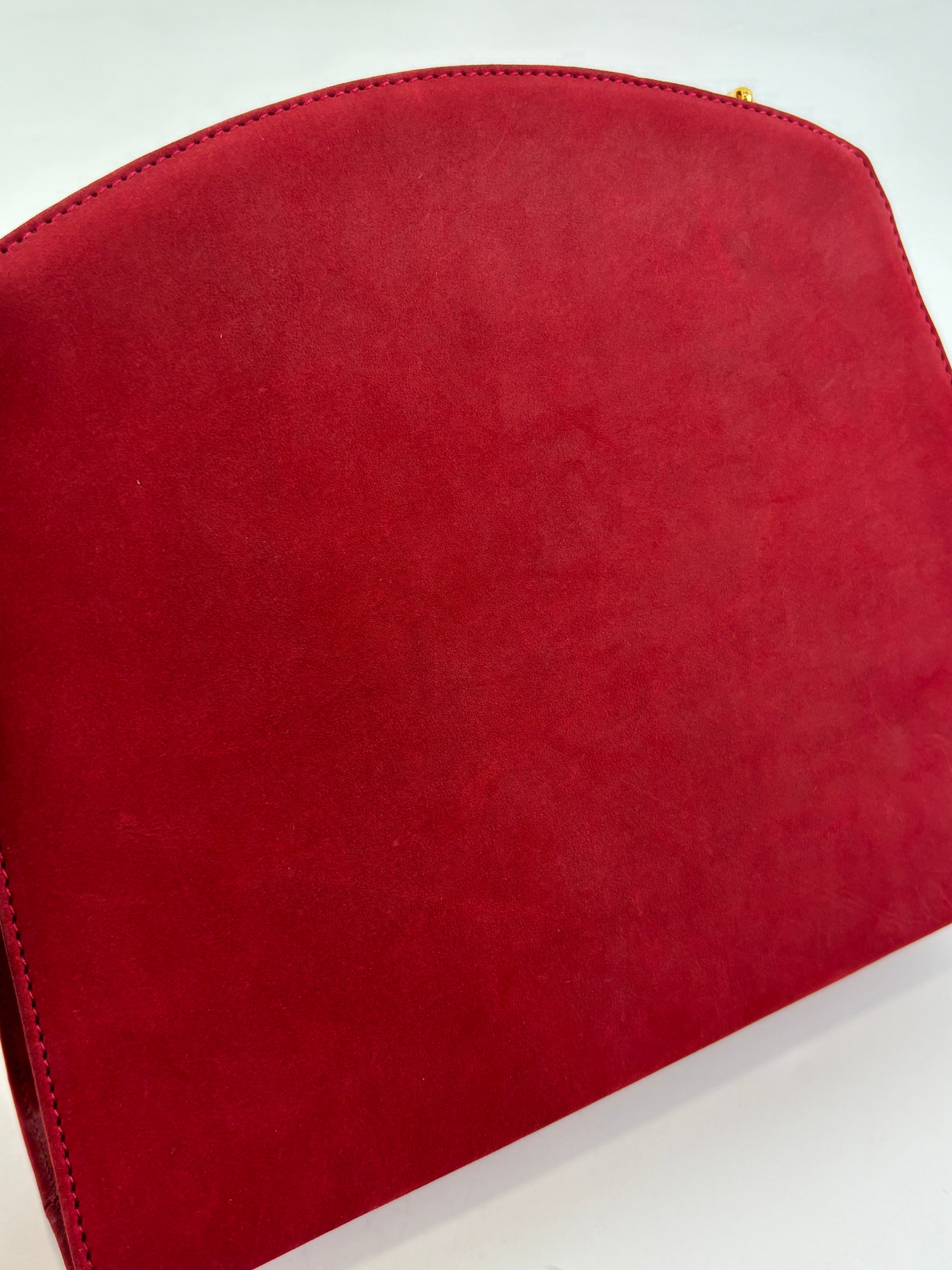 AD21 3045 Vintage Suede Clutch with Chain