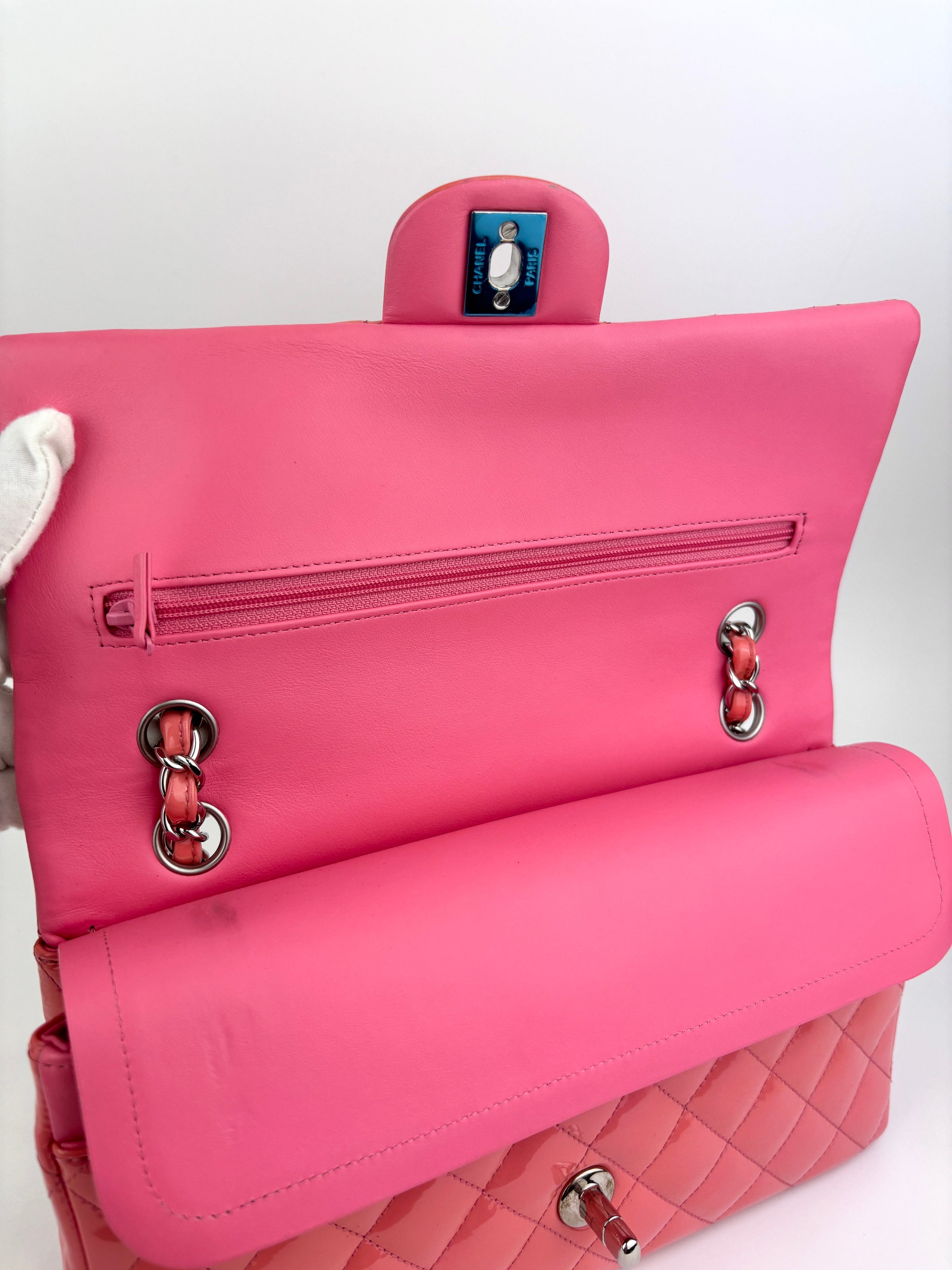 Classic Medium Flap Patent Salmon Pink SHW