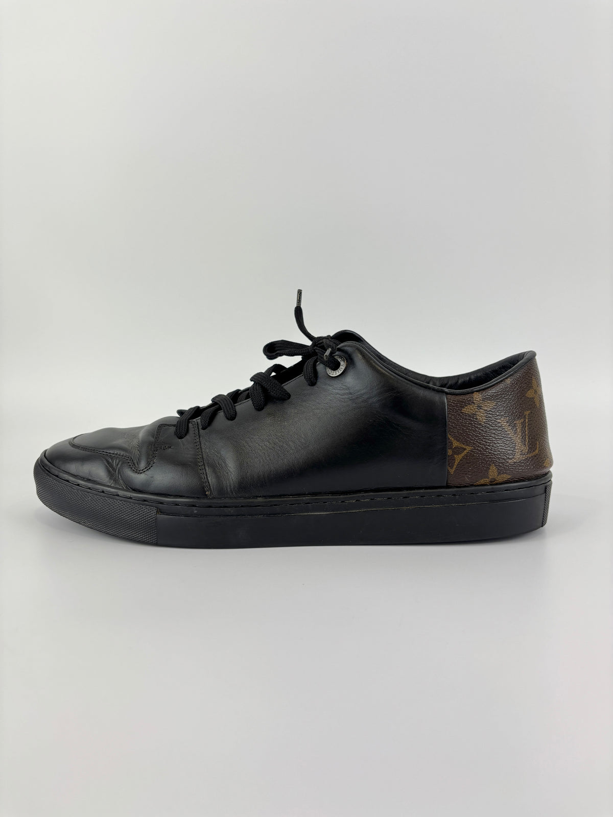 Brown Monogram Canvas & Black Leather Low Top Sneakers Size 9