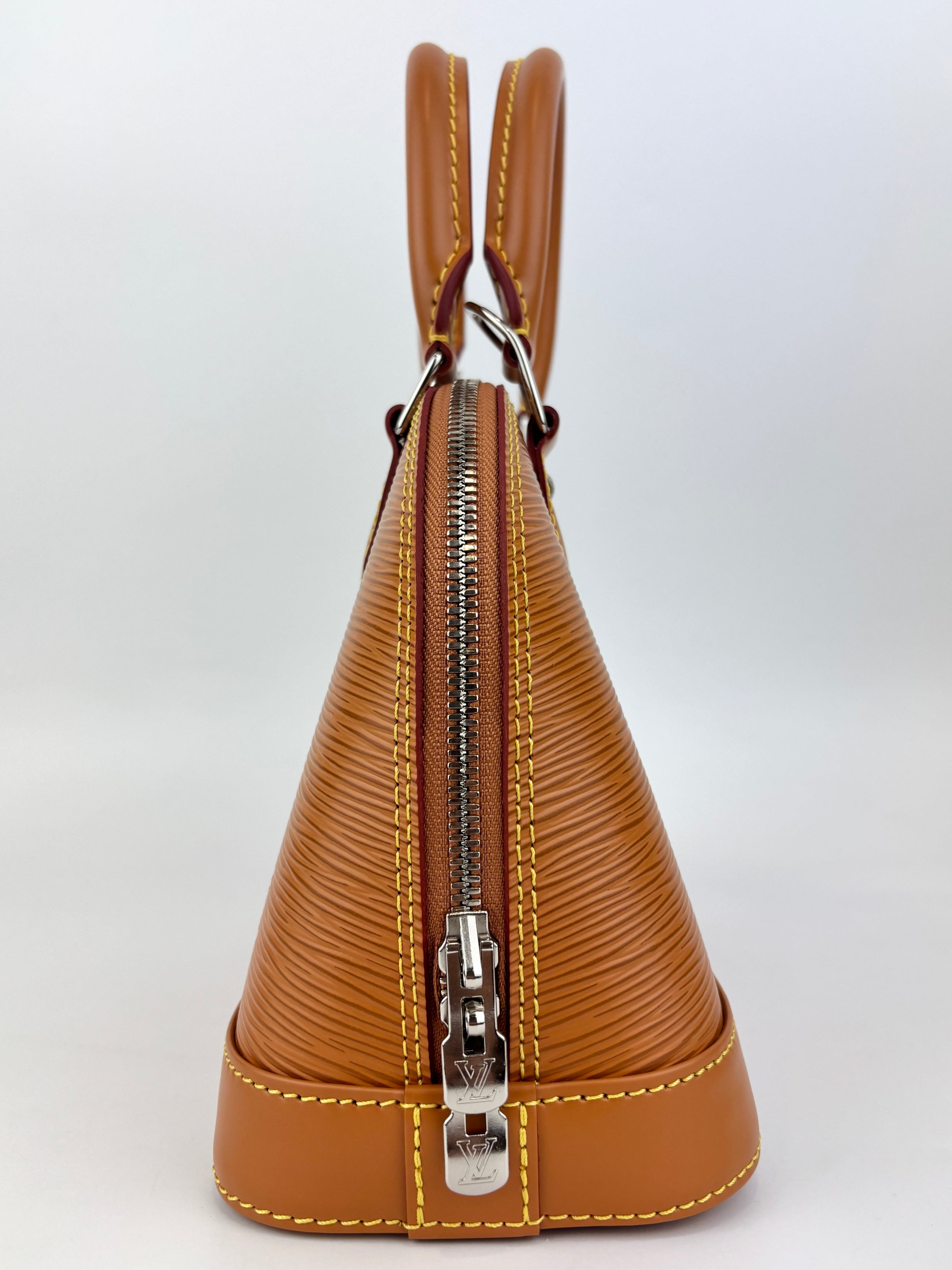 M57540 Alma BB Gold Miel SHW with Jacquard Strap