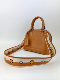 M57540 Alma BB Gold Miel SHW with Jacquard Strap