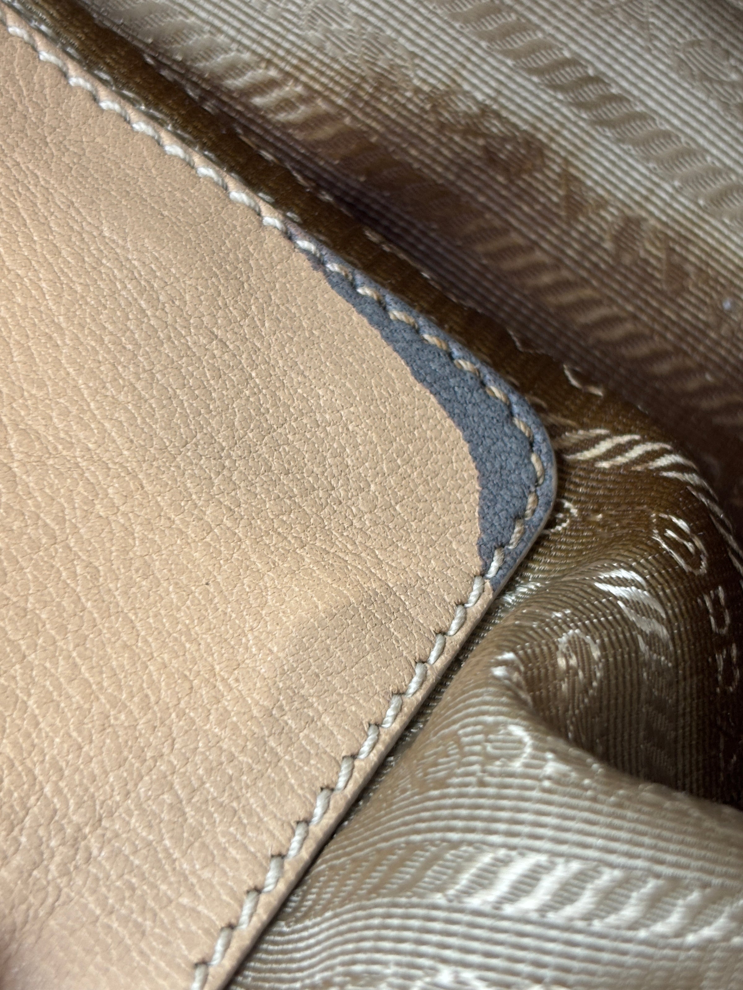 BN2060 Cervo Shopping Tote in Sabbia (Deerskin)
