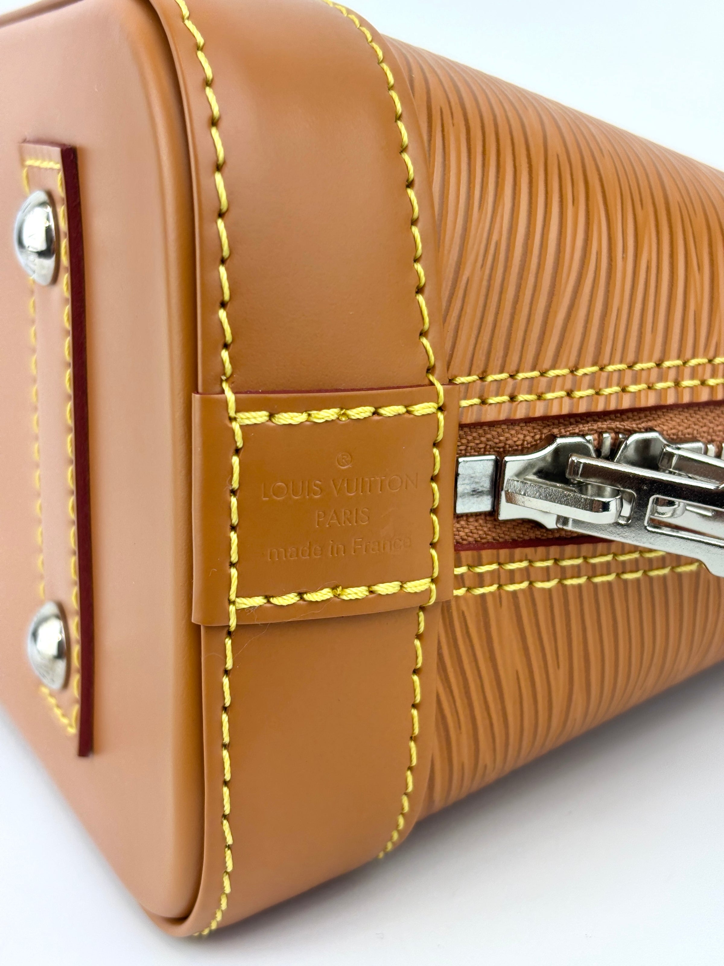 M57540 Alma BB Gold Miel SHW with Jacquard Strap