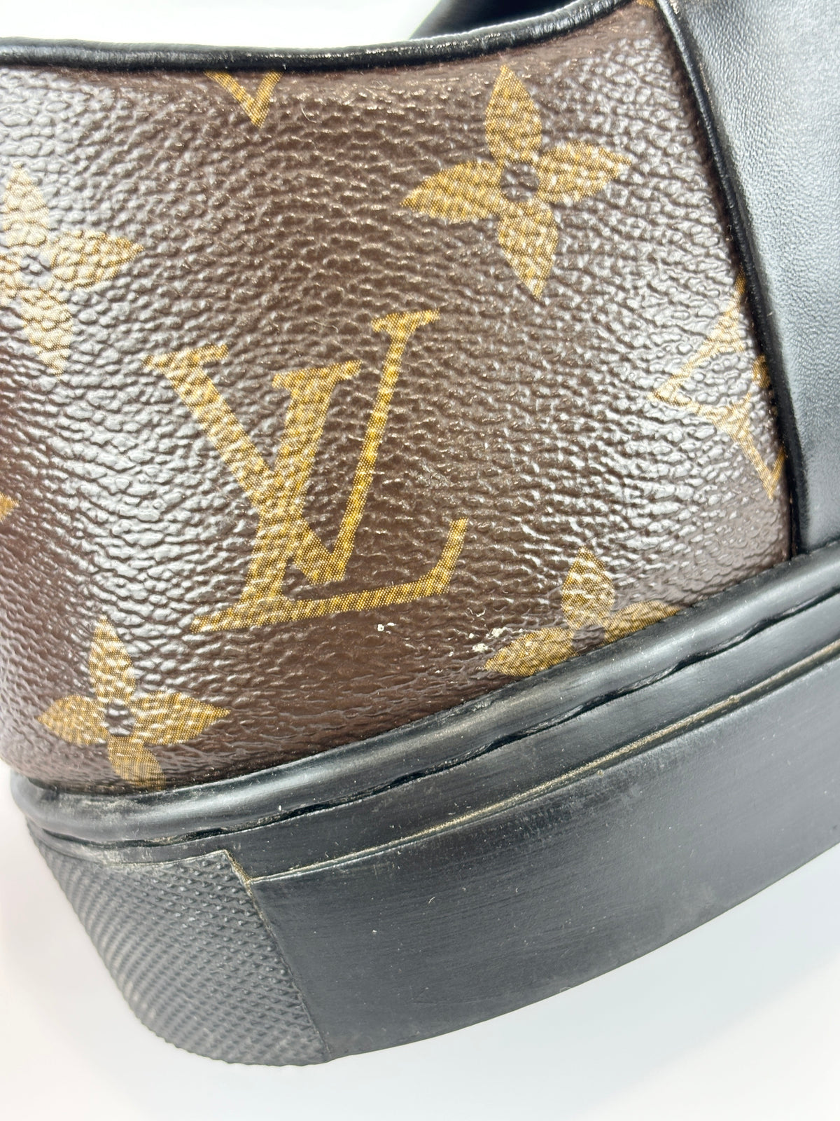 Brown Monogram Canvas & Black Leather Low Top Sneakers Size 9
