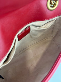 Small GG Marmont Matelasse Leather Crossbody Bag in Red
