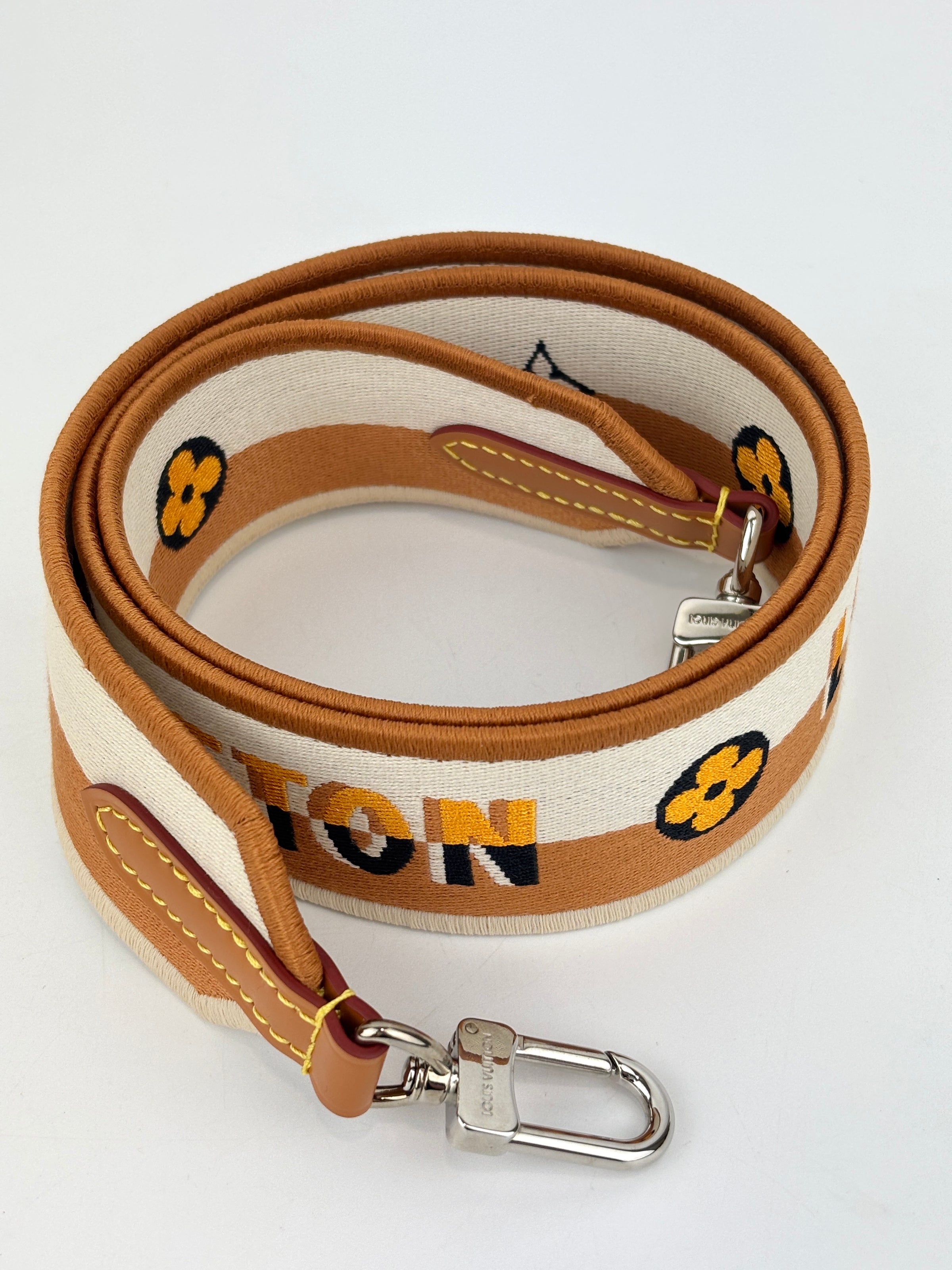 M57540 Alma BB Gold Miel SHW with Jacquard Strap