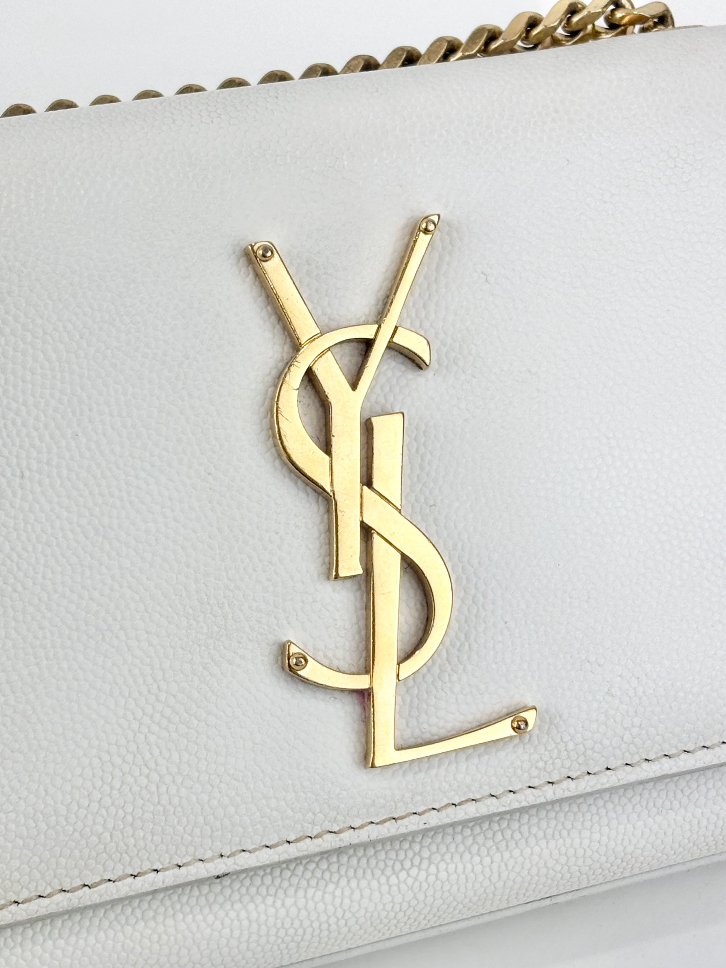 Kate Small in Grain de Poudre Embossed-Leather in White GHW