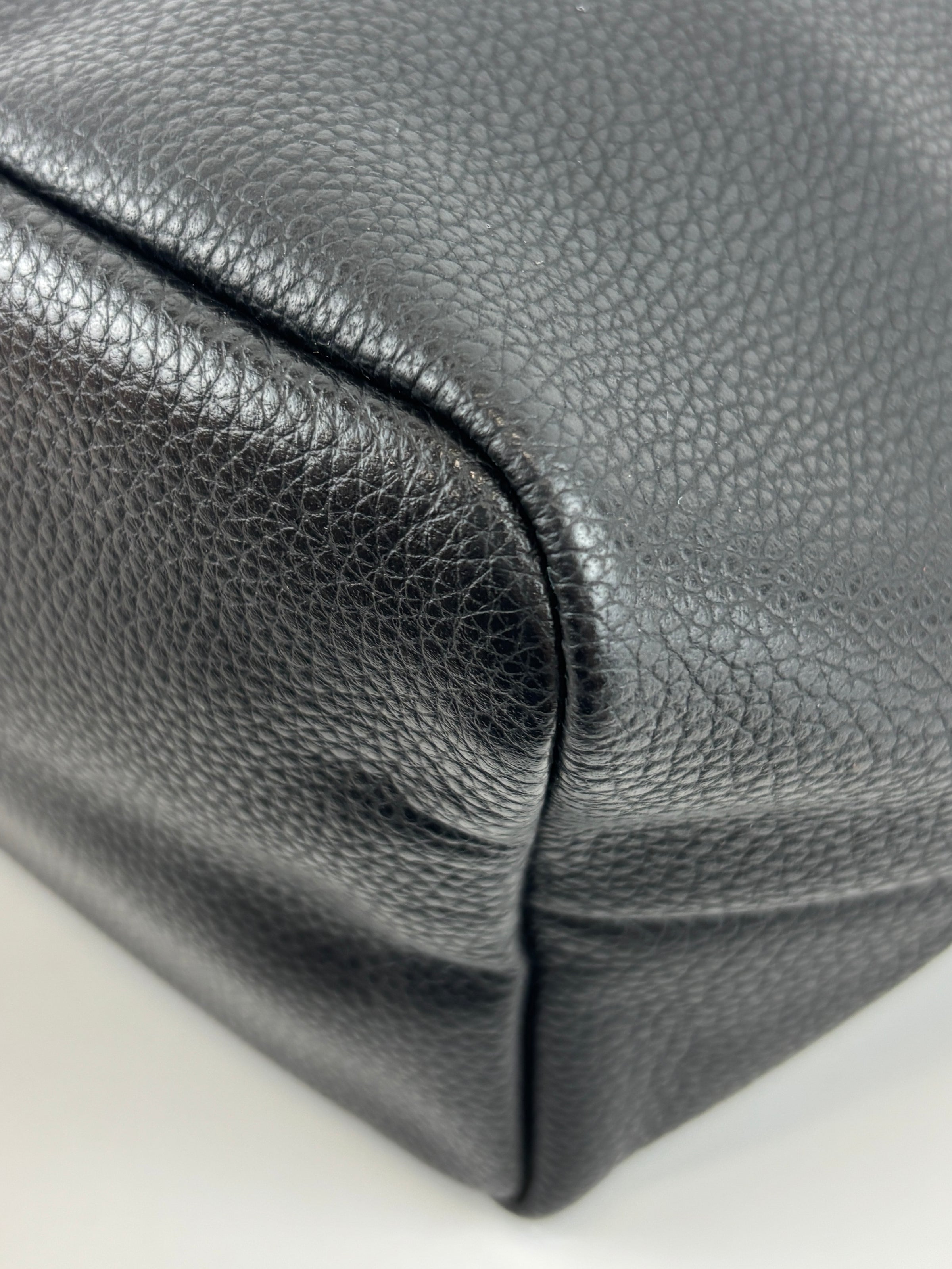 LePliage Small Handbag in Black