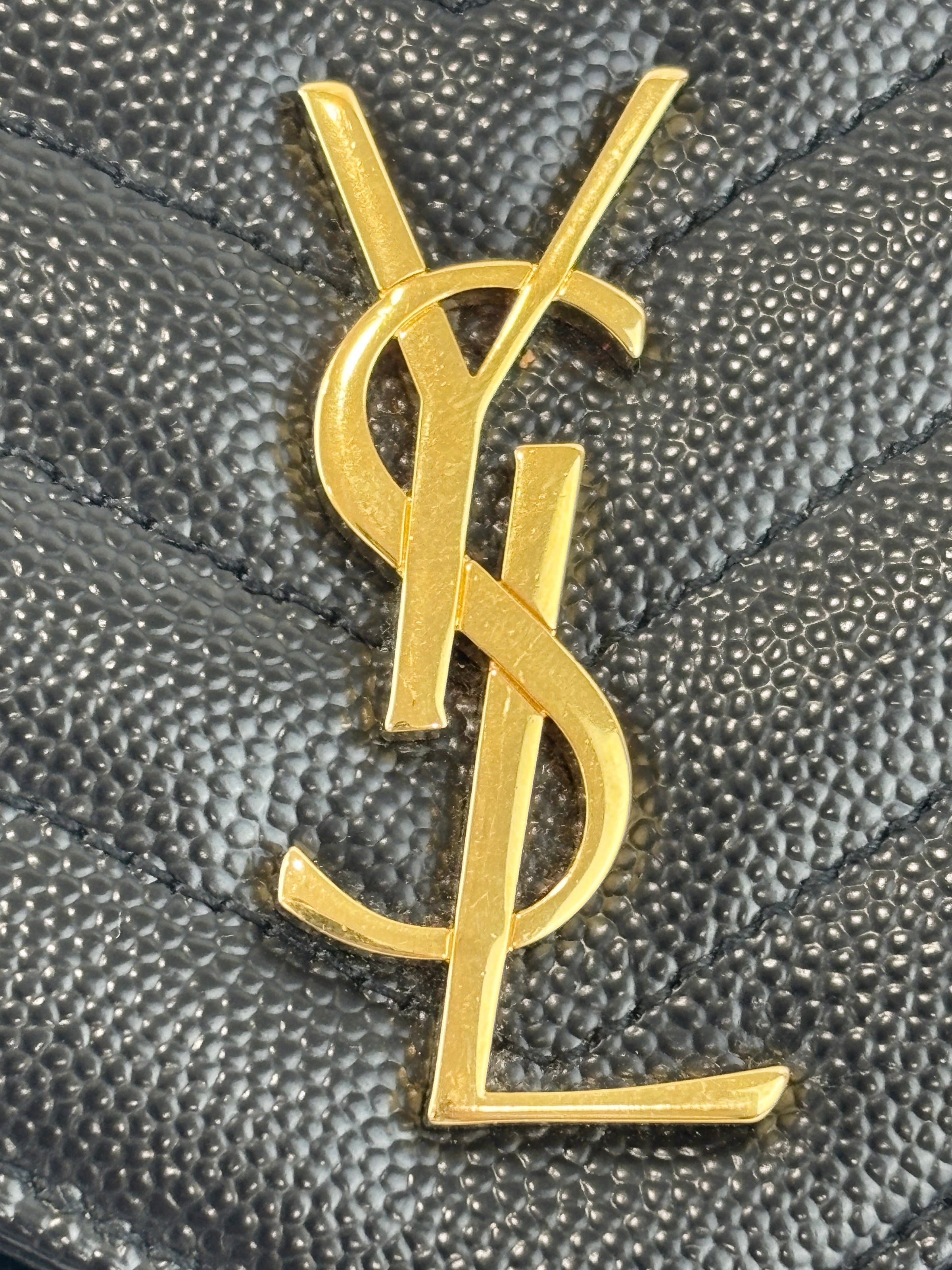 Envelope Chain Wallet in Black Grain de Poudre Embossed Leather