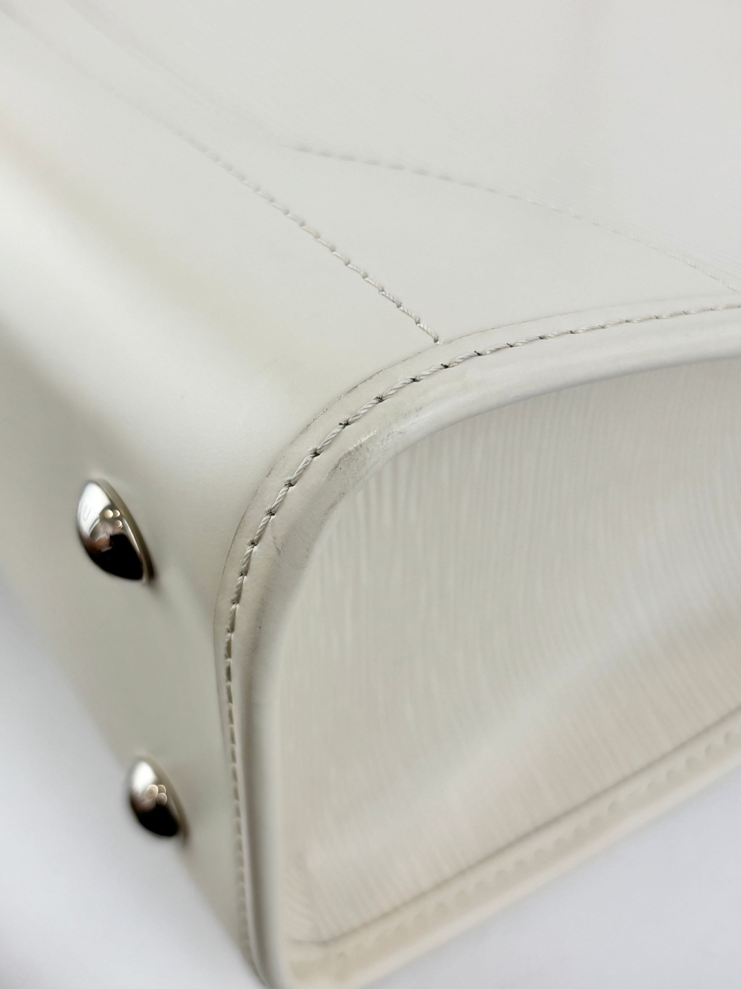 Madeleine GM White Epi