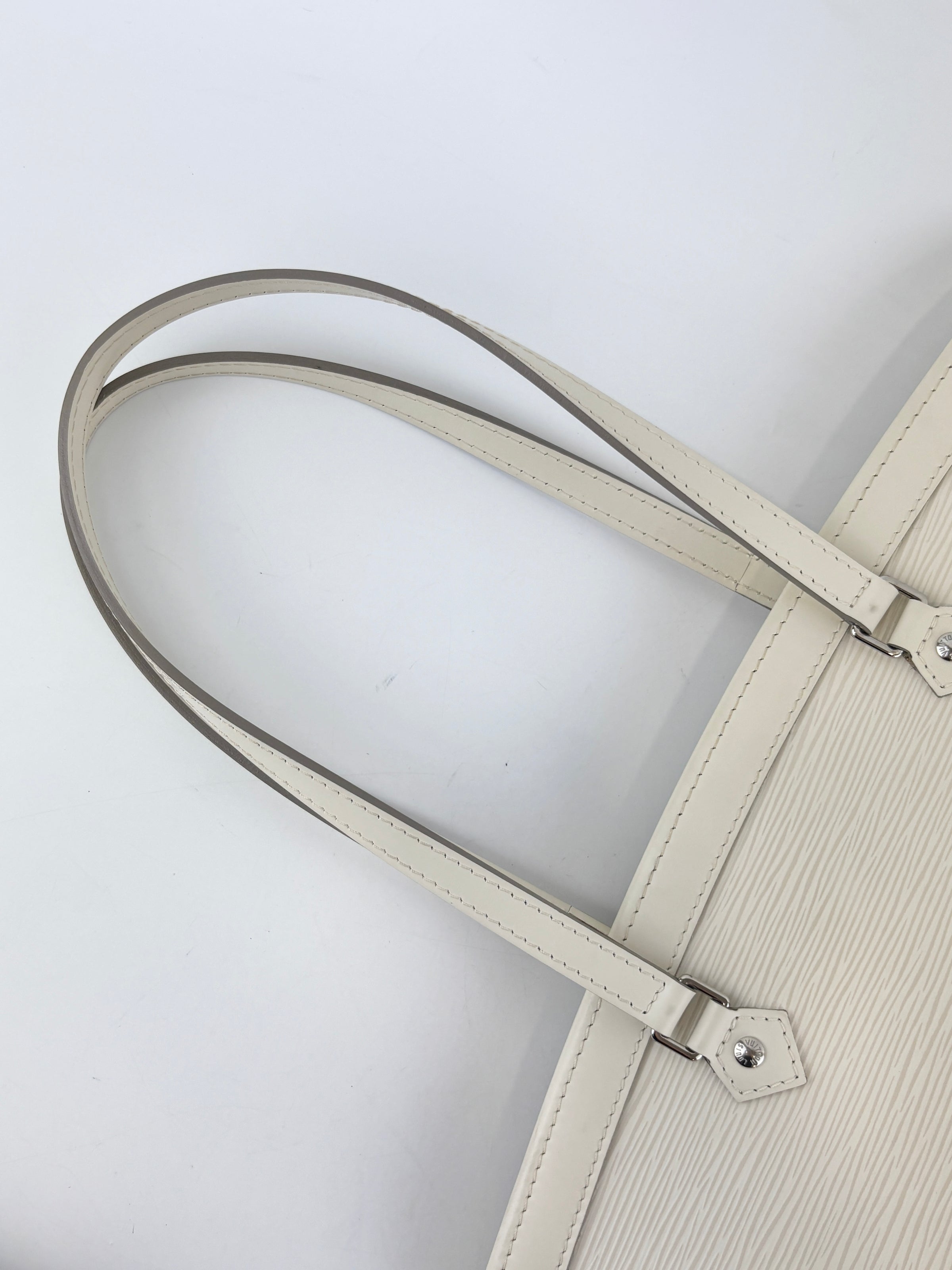 Madeleine GM White Epi