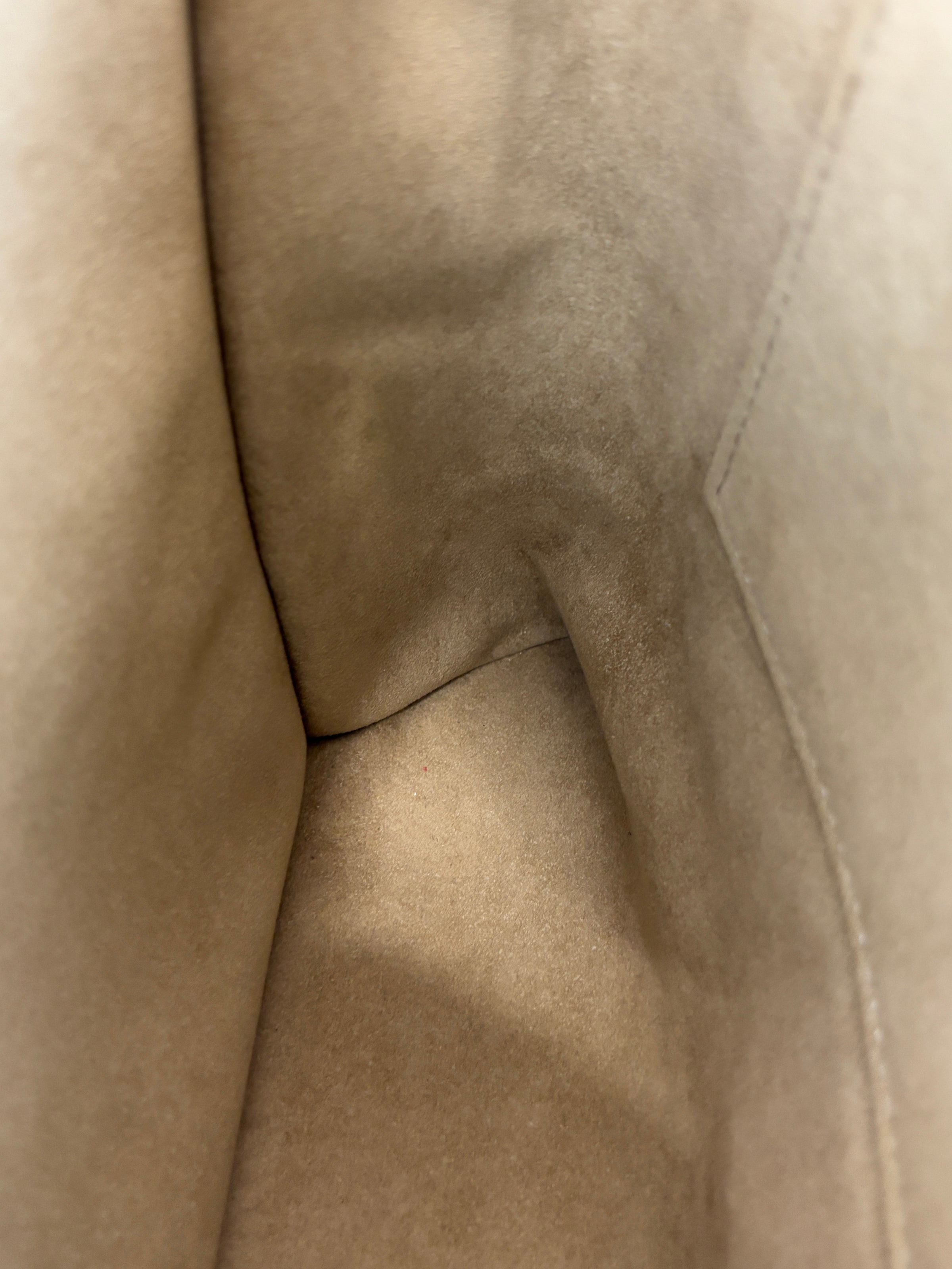 Volta Taurillon Leather Noir