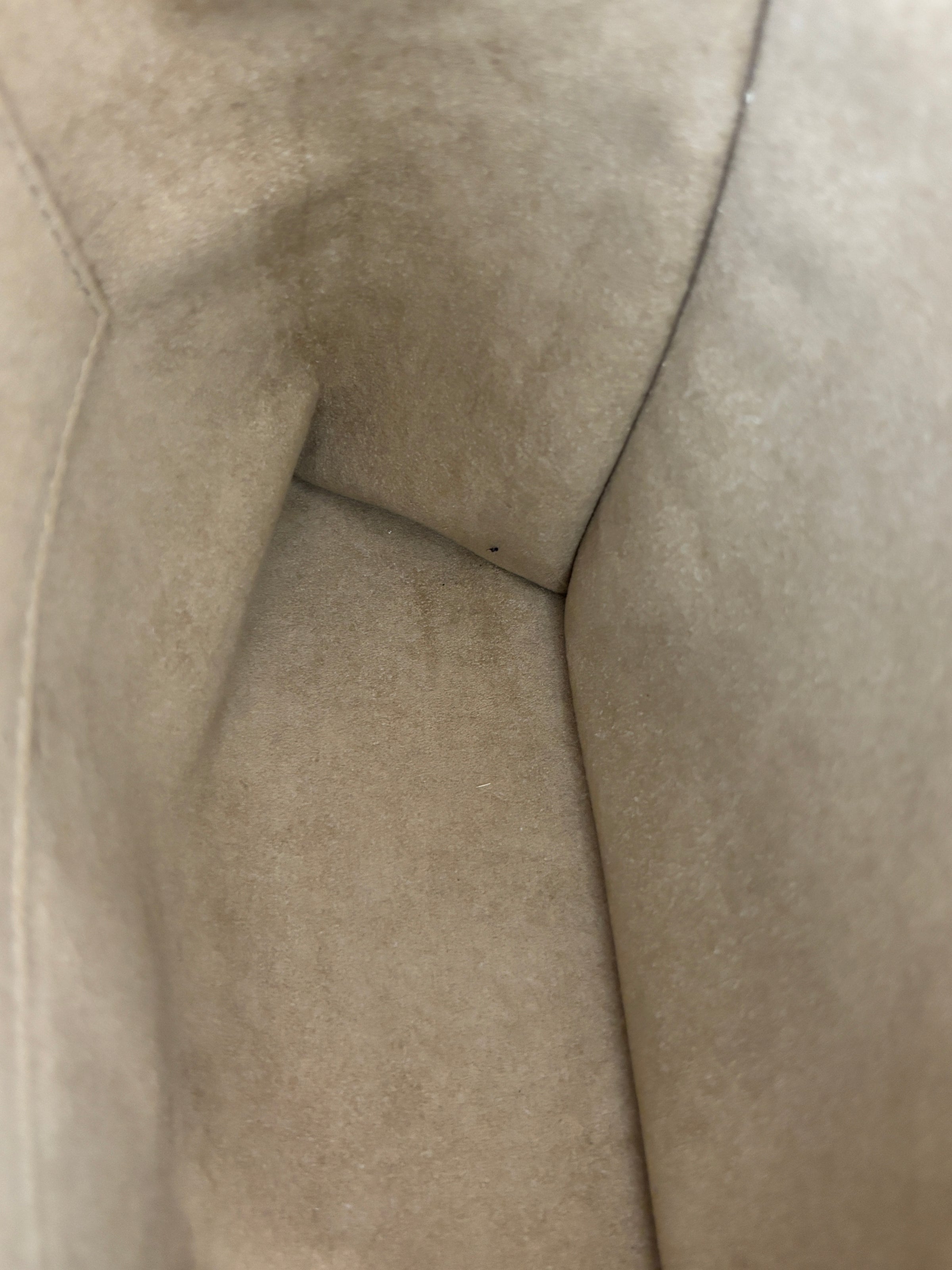 Volta Taurillon Leather Noir