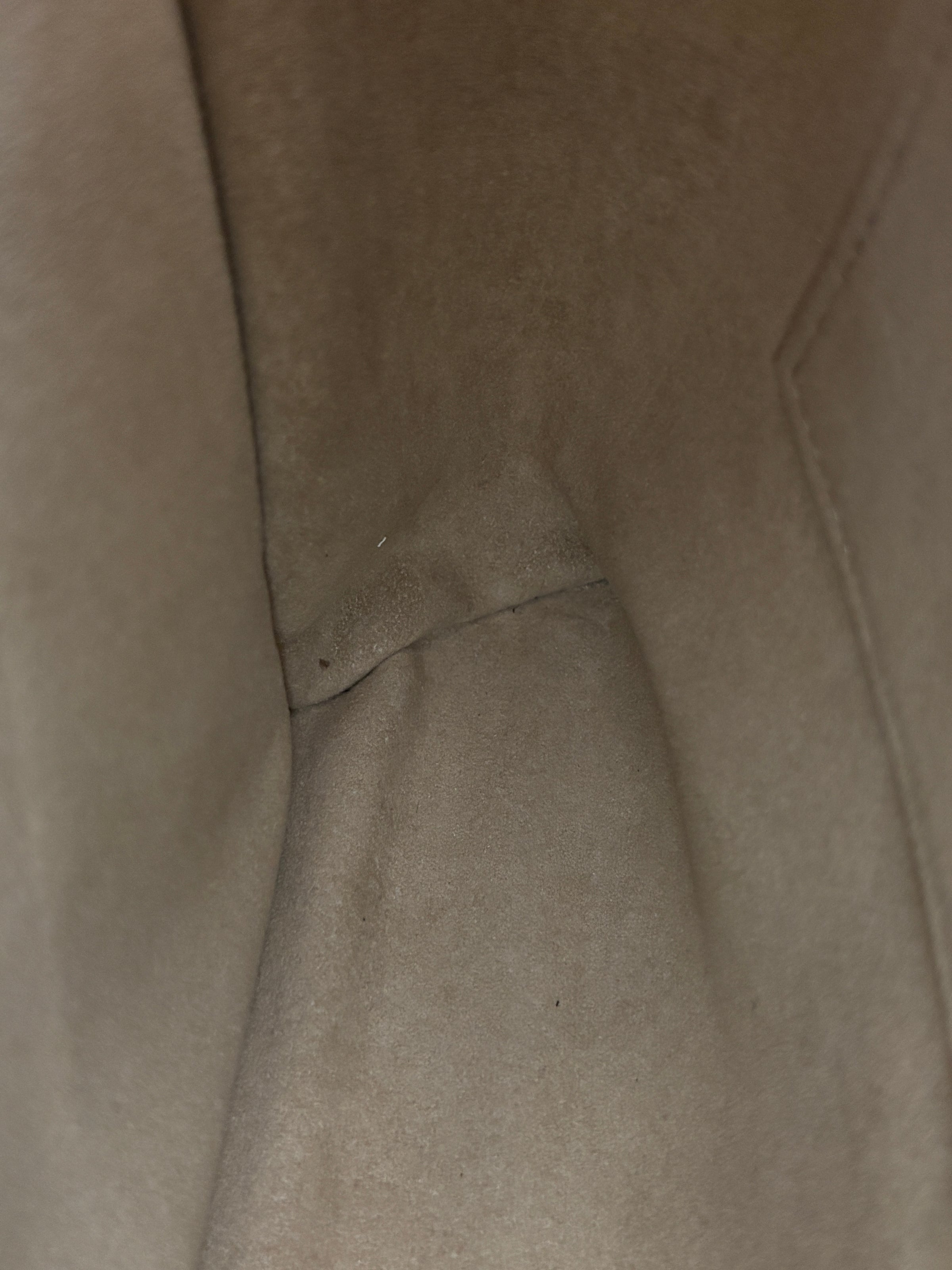 Volta Taurillon Leather Noir