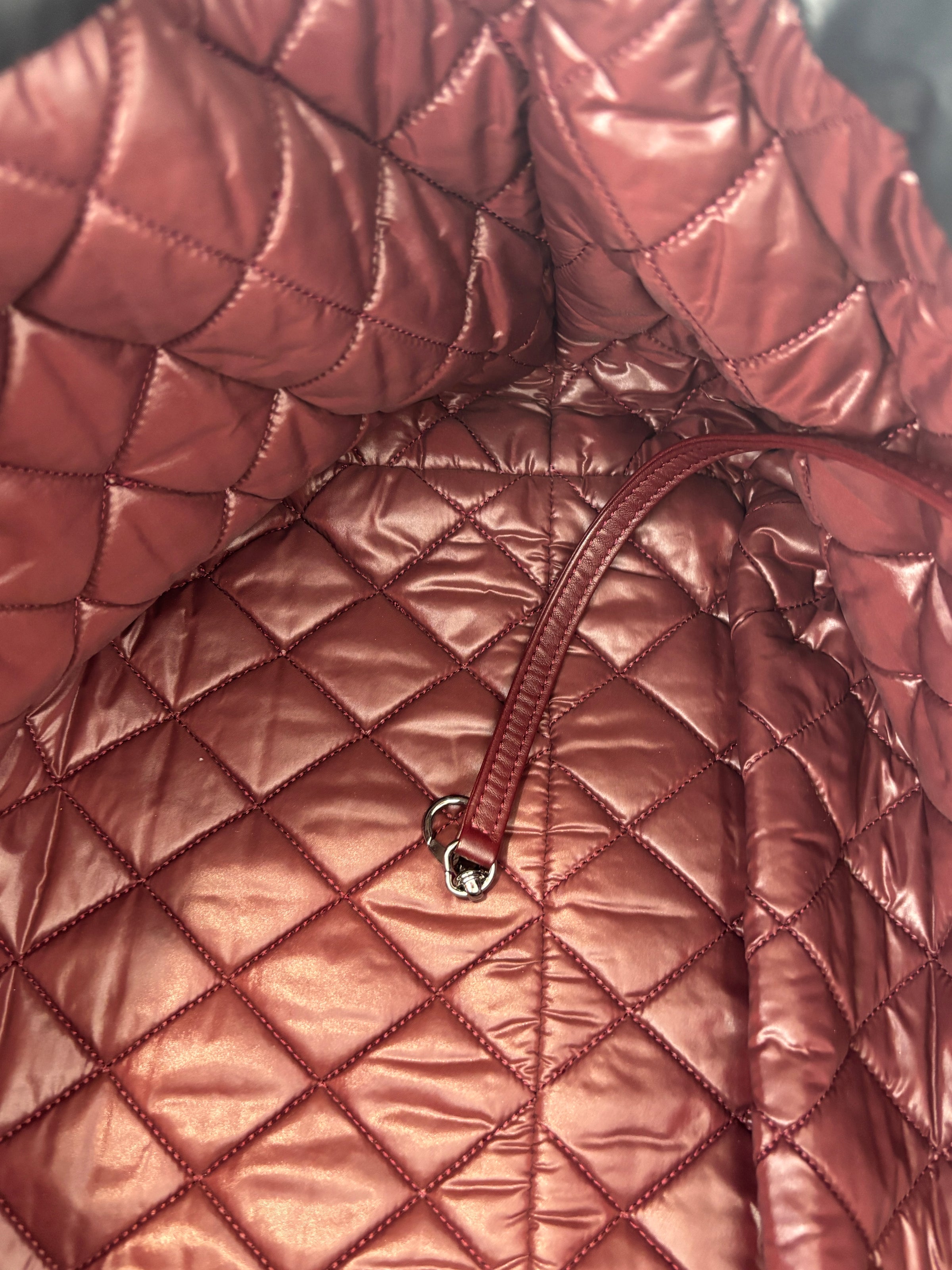 Nylon Shopper Tote in Black/Burgundy