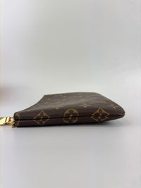 M13560 Monogram Canvas Pouch