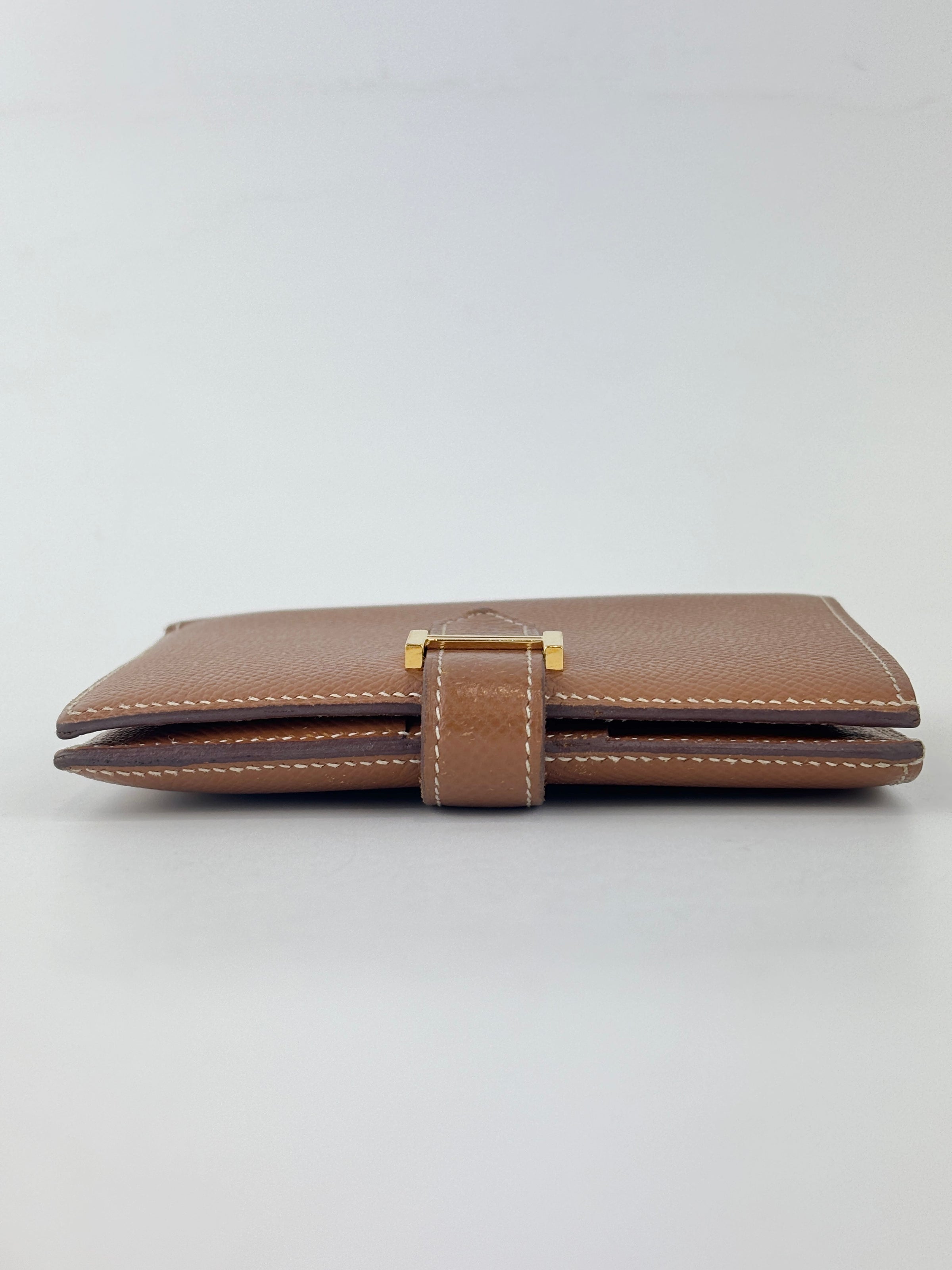 Bearn Compact Wallet in Gold