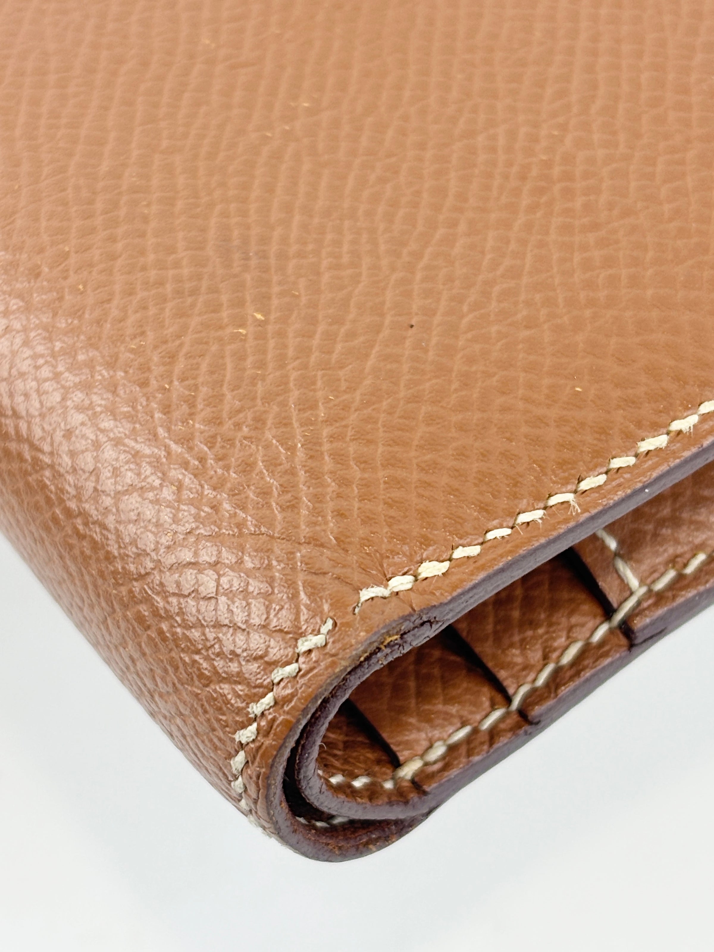 Bearn Compact Wallet in Gold
