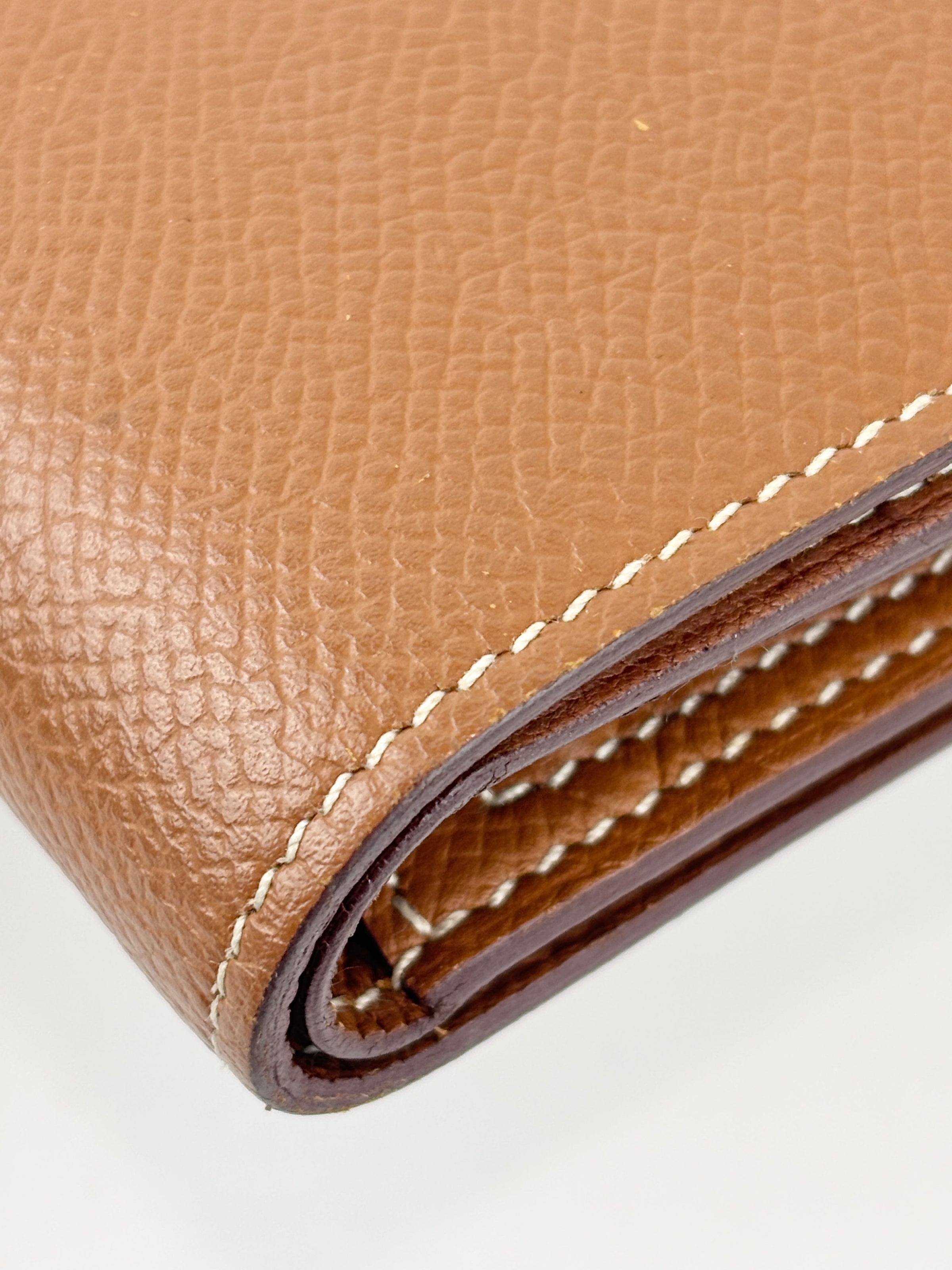 Bearn Compact Wallet in Gold