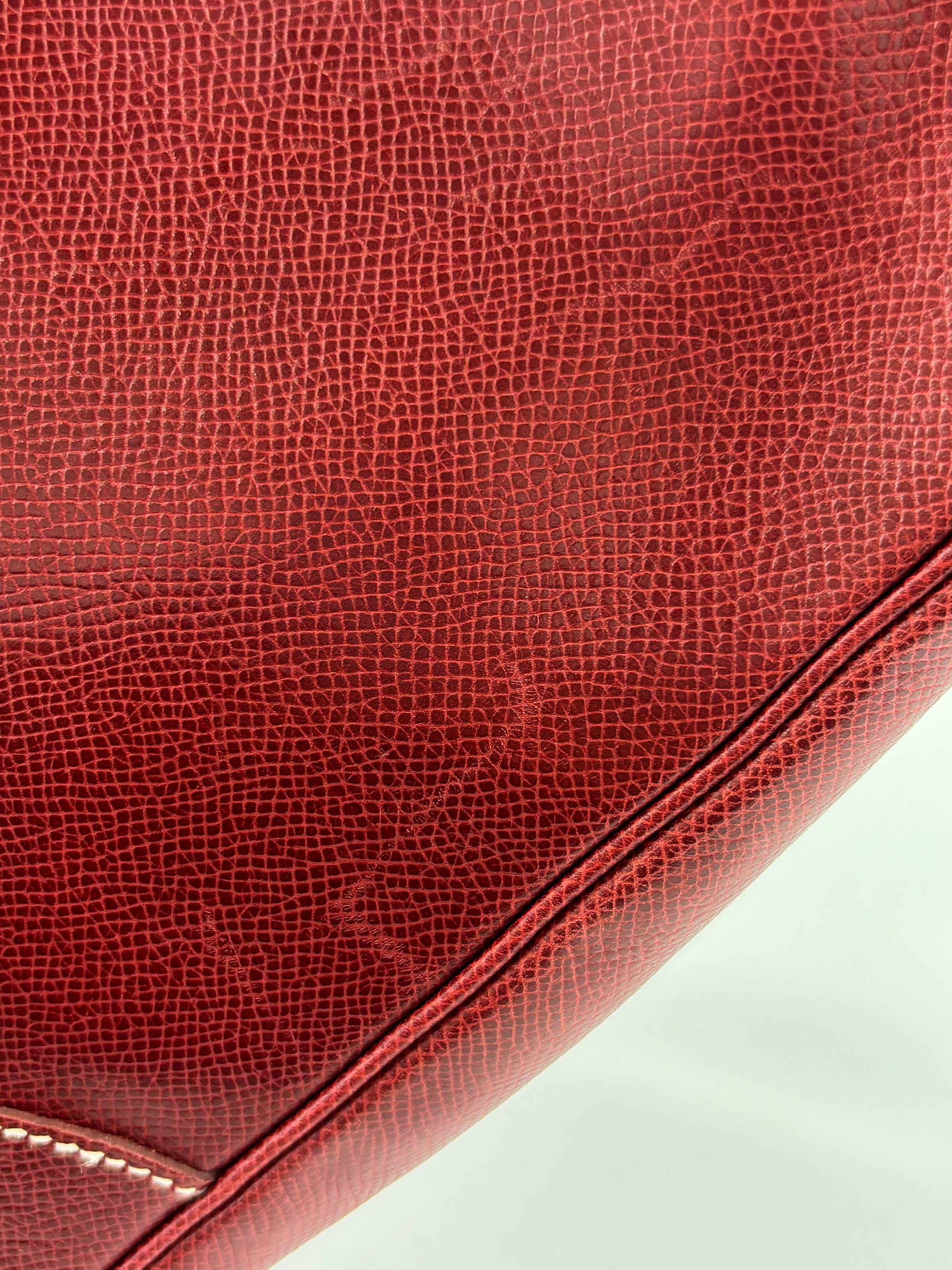 Trim 31 Shoulder Bag in Rouge H