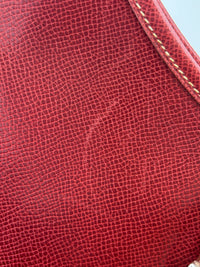 Trim 31 Shoulder Bag in Rouge H