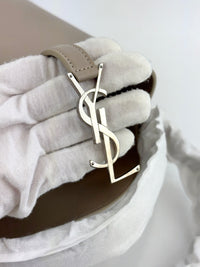 Small Le 37 Bucket Bag in Seasalt