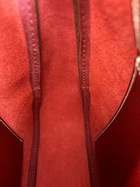 Trim 31 Shoulder Bag in Rouge H