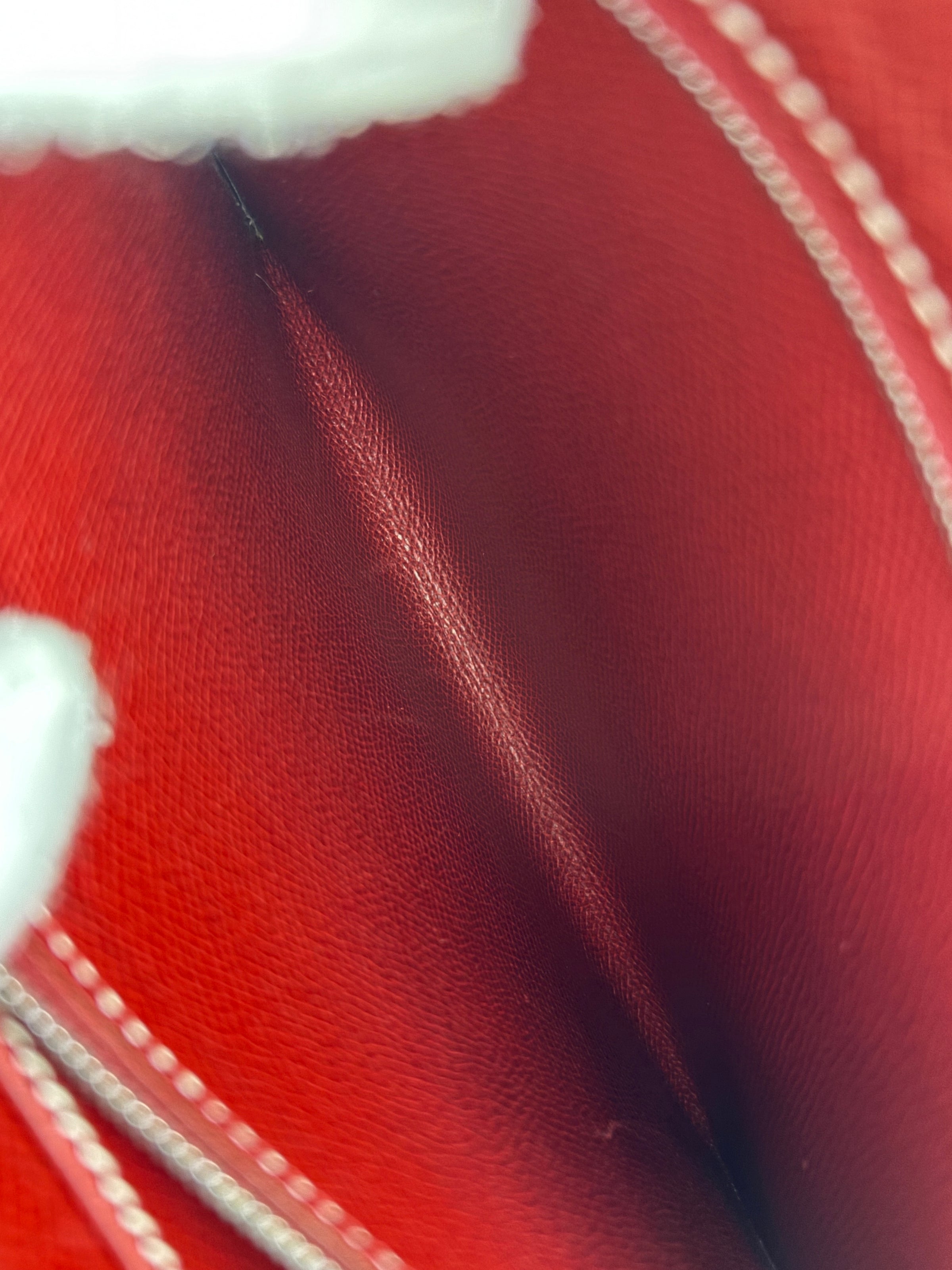 Trim 31 Shoulder Bag in Rouge H
