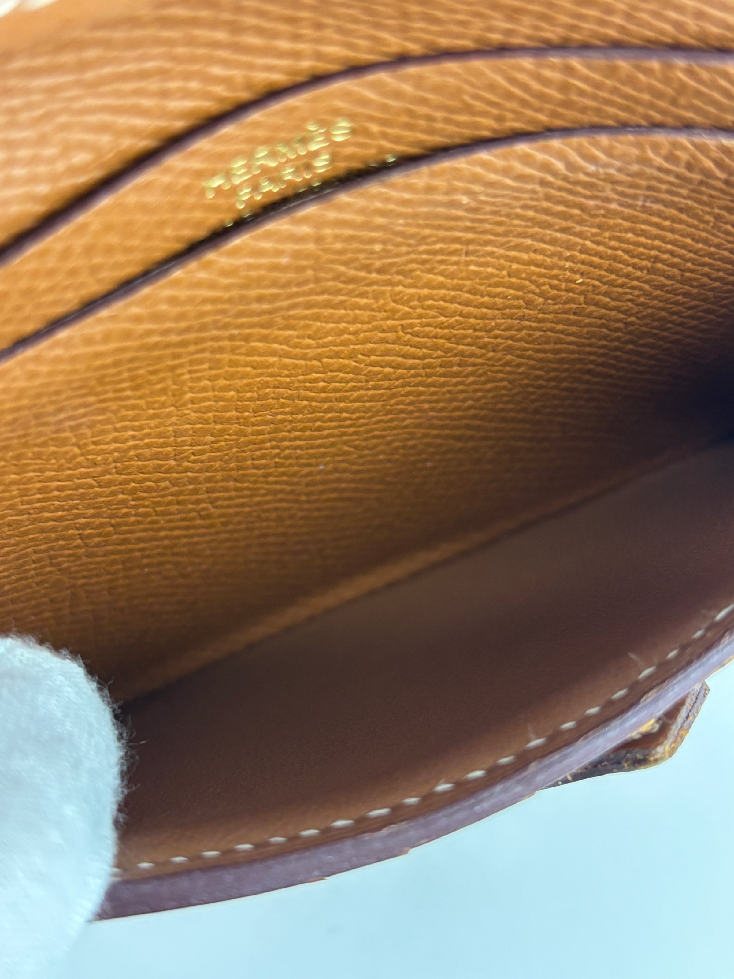 Bearn Compact Wallet in Gold